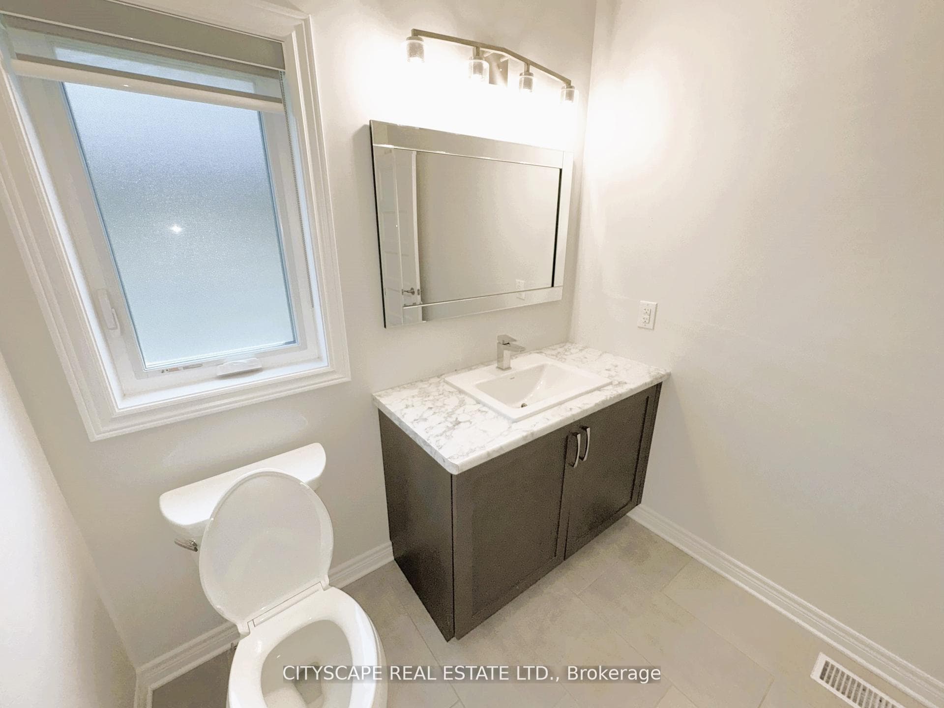 Ground Floor 2pc Powder Room