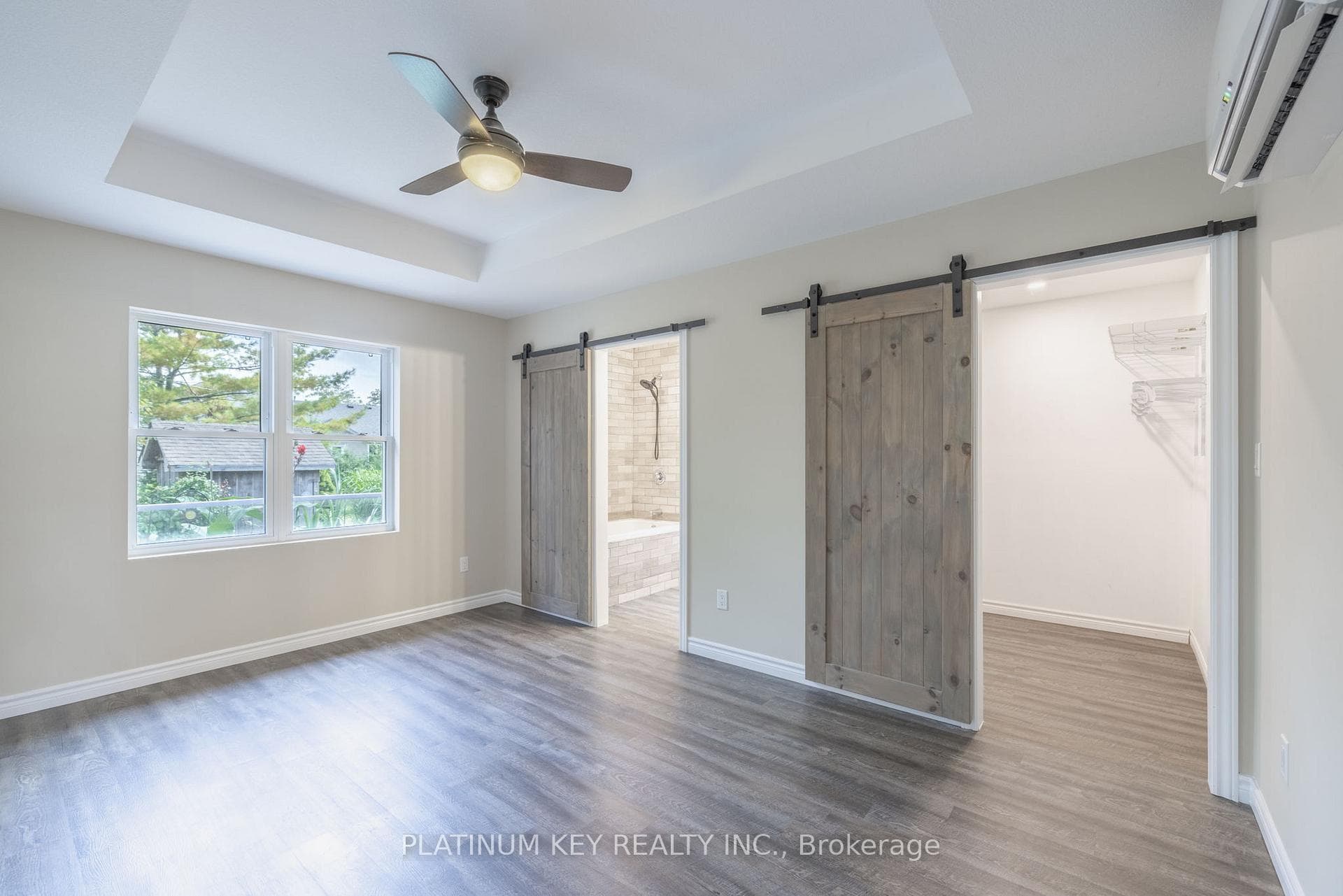 701 Regent St - Primary Bedroom