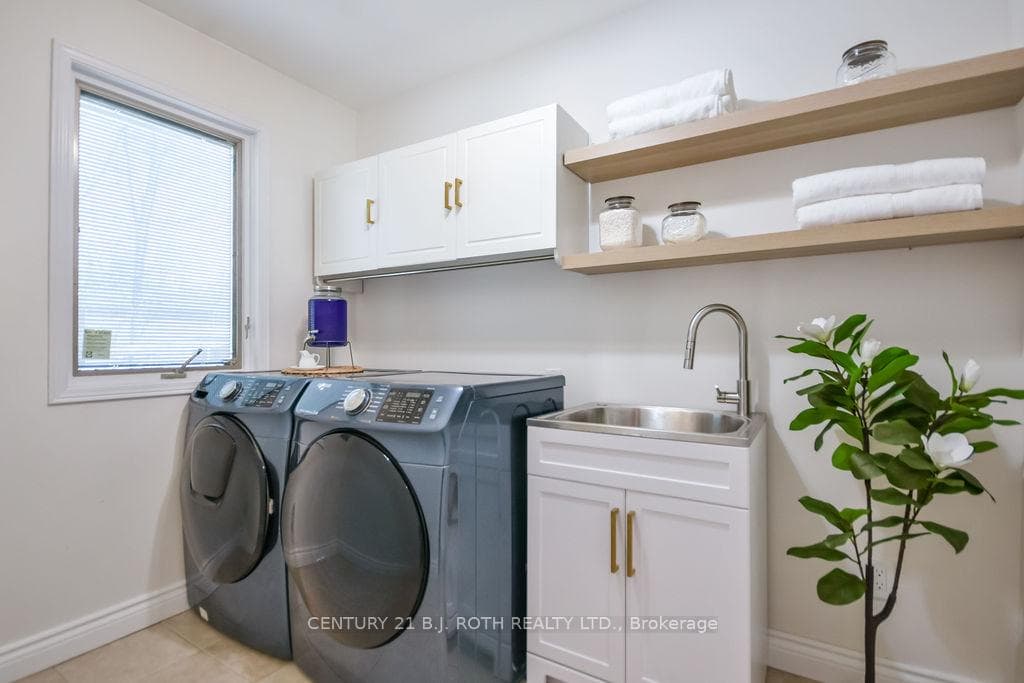 1078 Sunnidale Road photo 28
