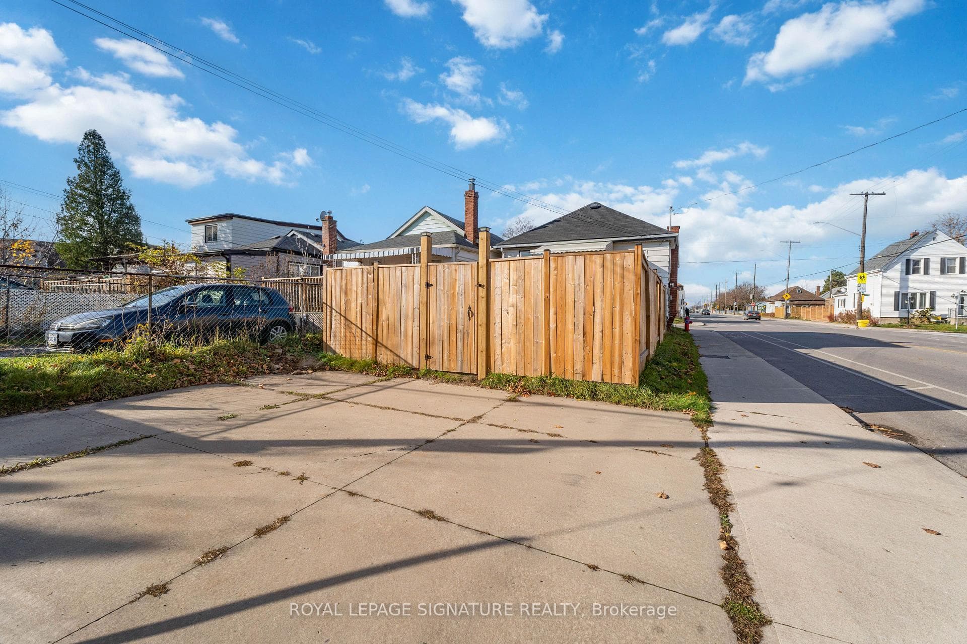 198 Weir Street photo 12