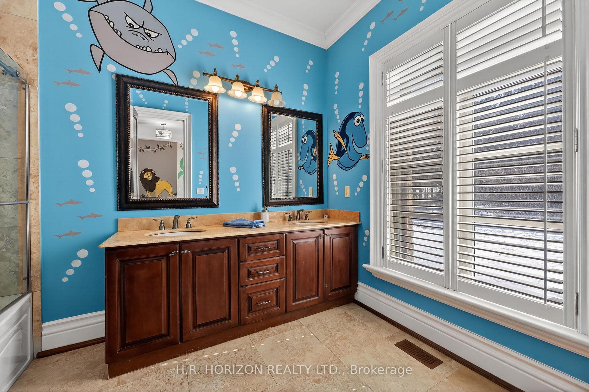 13045 Jane Street photo 28