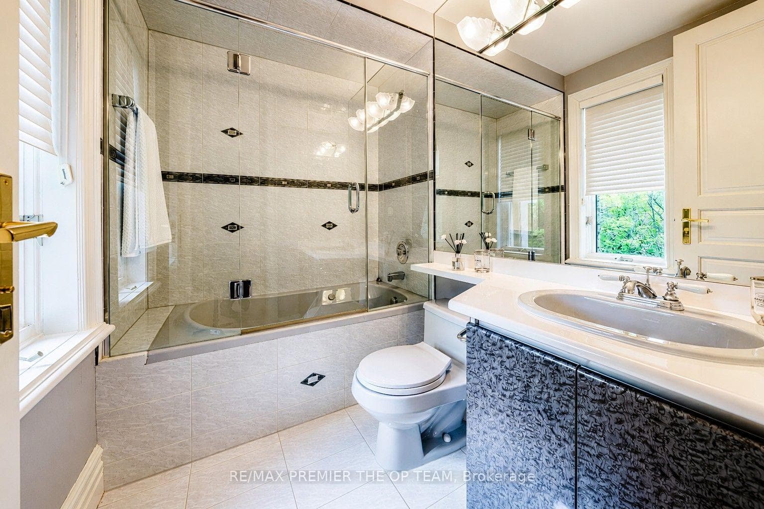 43 Cowan Drive photo 19