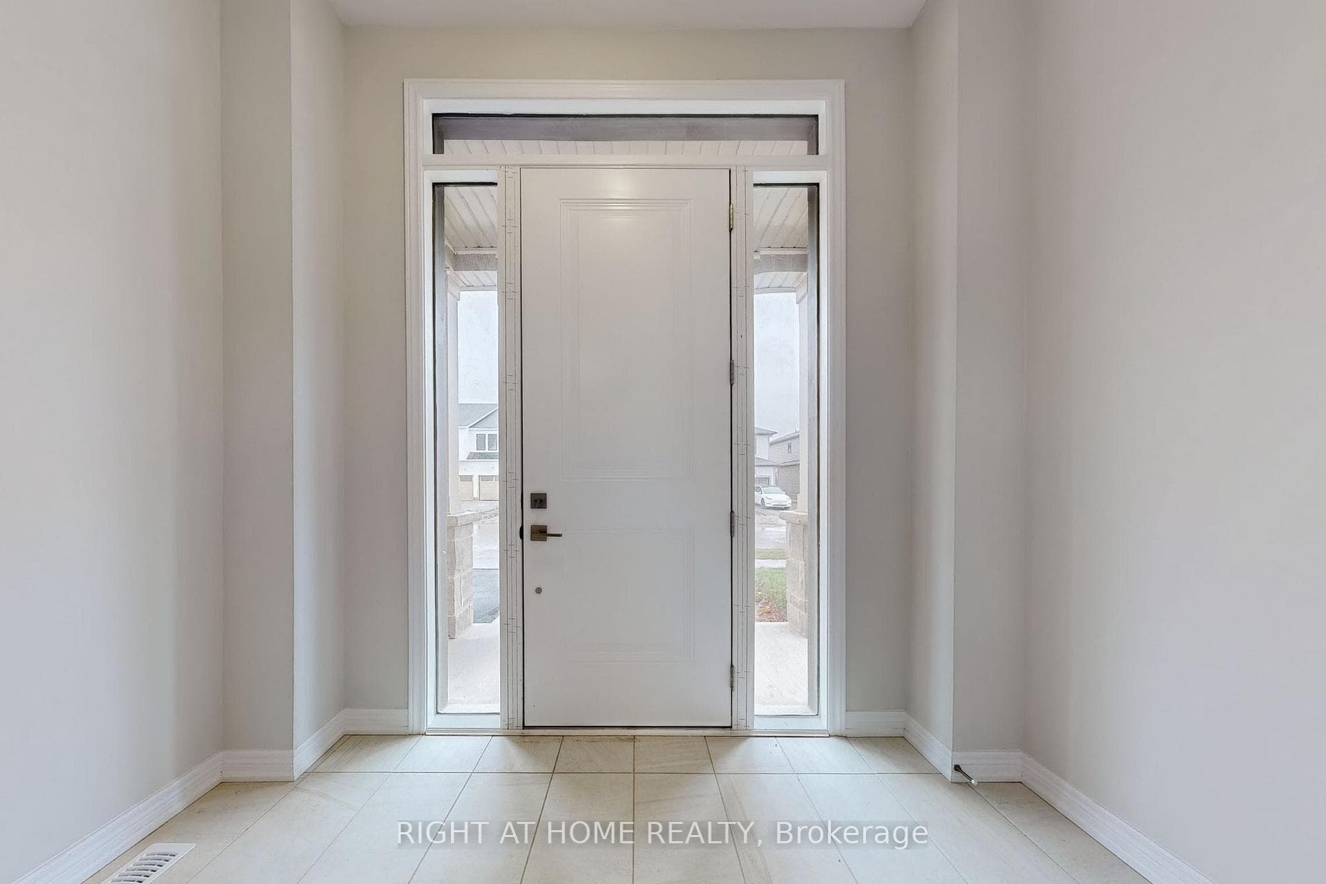 91 Starfire Crescent photo 15