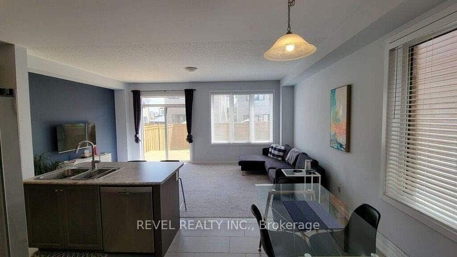 40 Patterson Drive photo 3