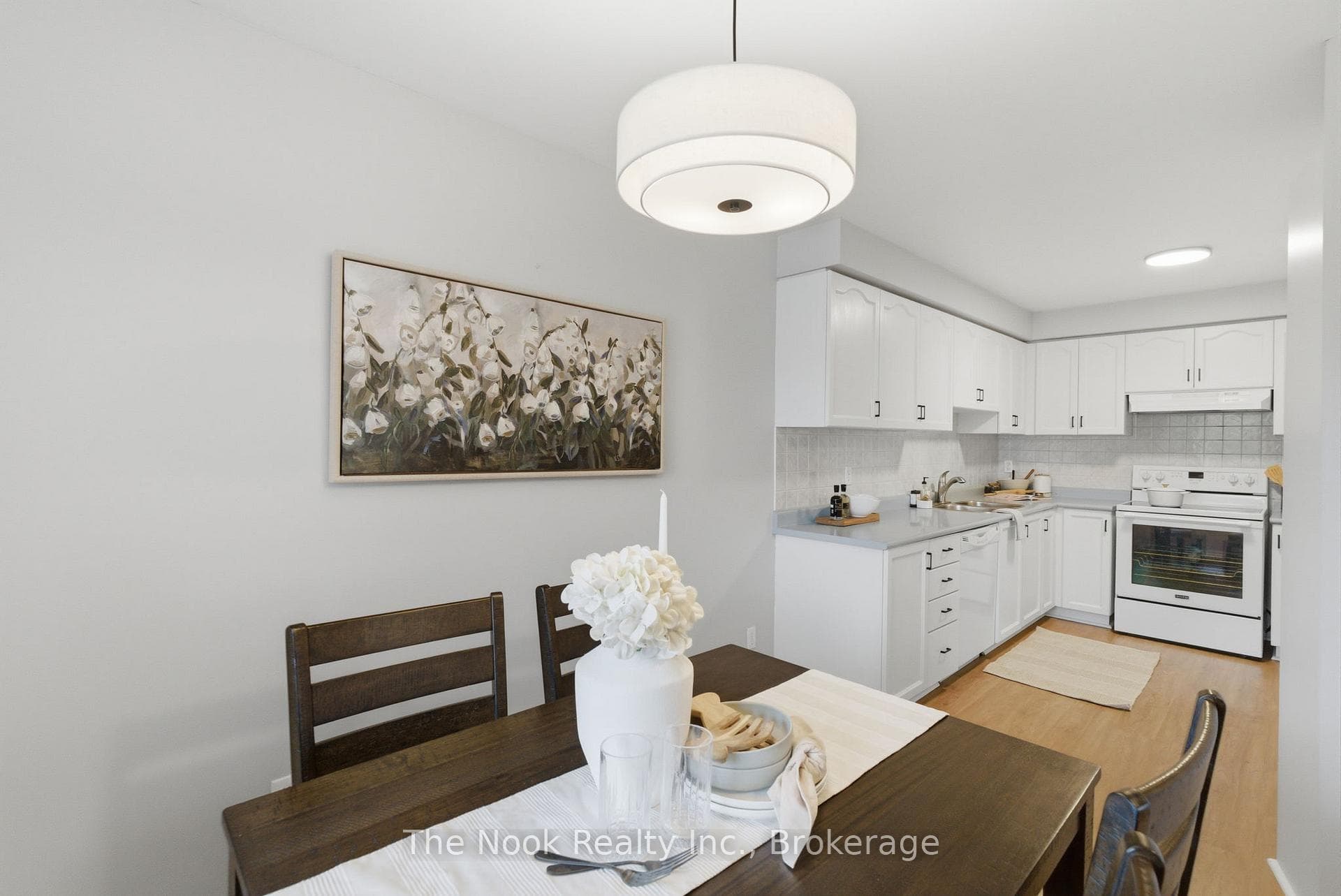 1139 Ridgemount Boulevard photo 17