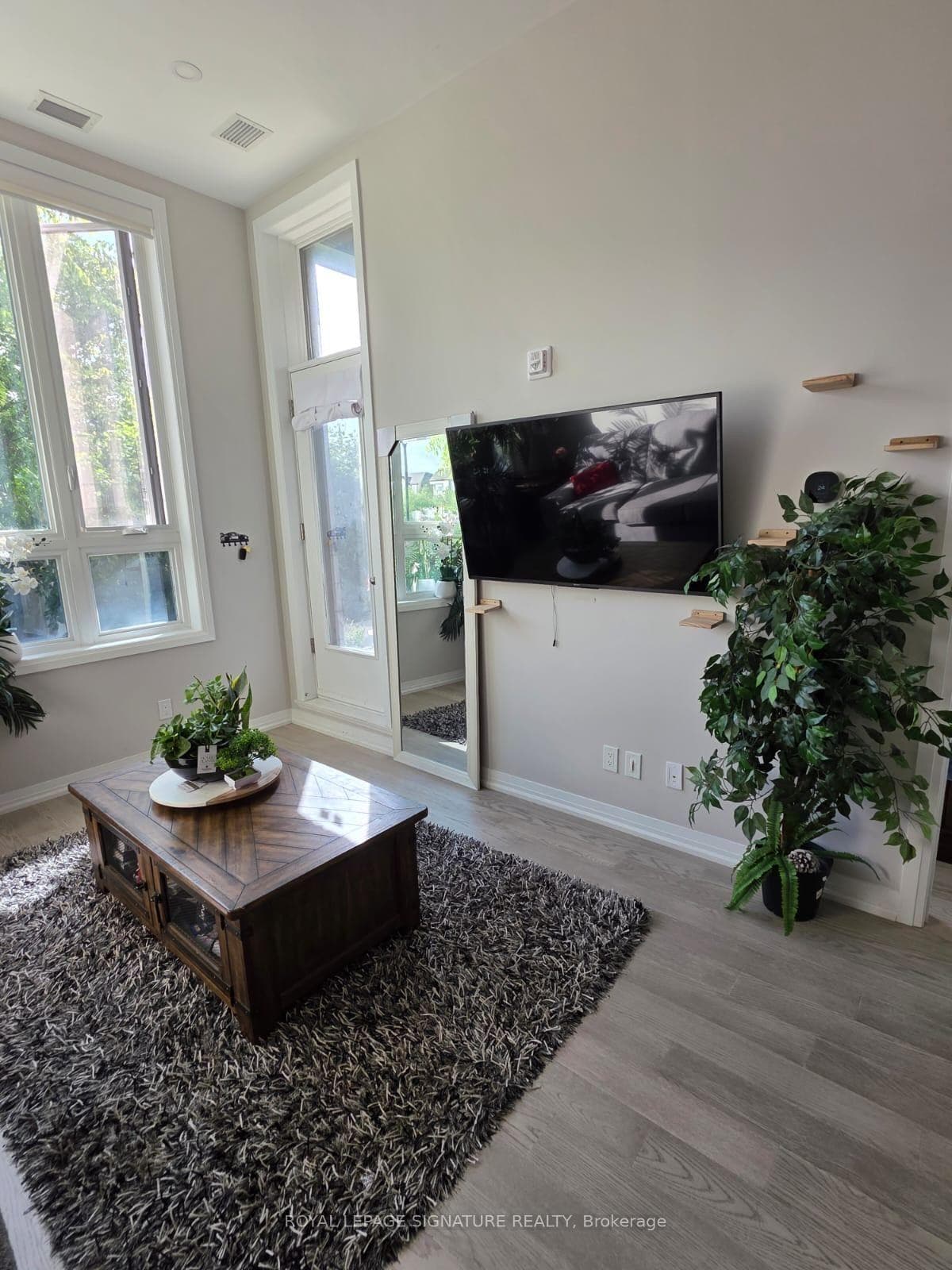 3265 Carding Mill Trail Unit 104 photo 9