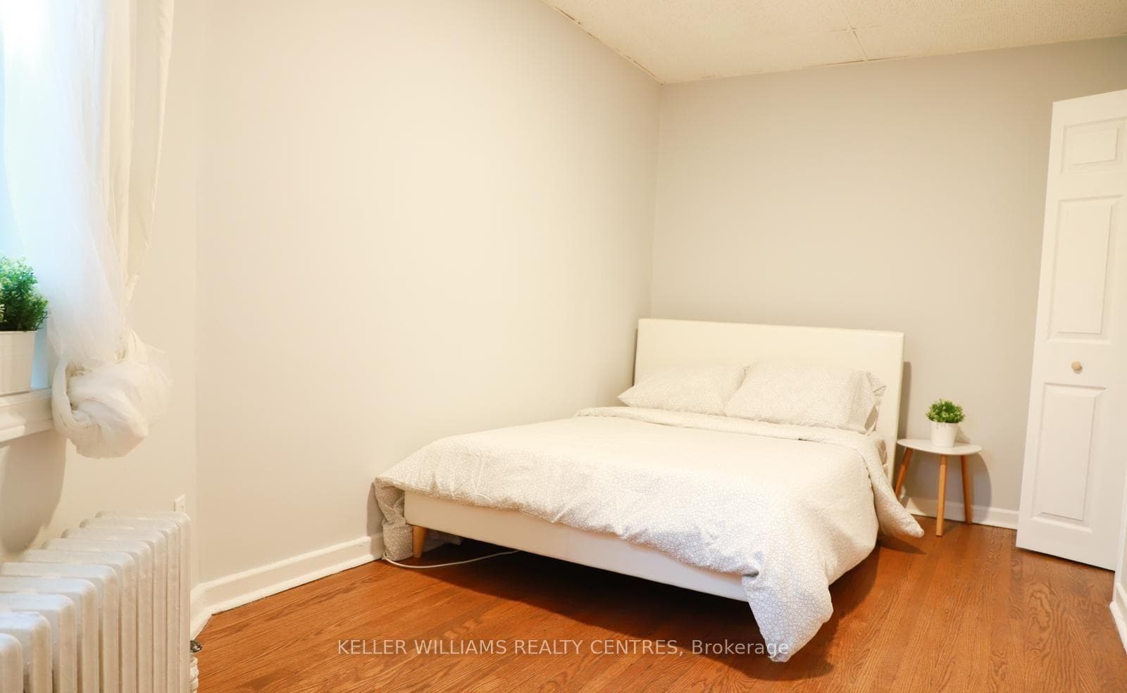 1242 Danforth Avenue Unit Upper photo 29