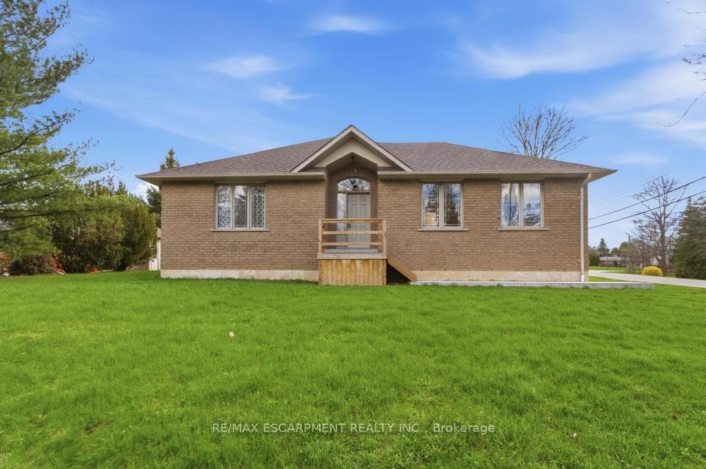 80 Lister Avenue photo 4