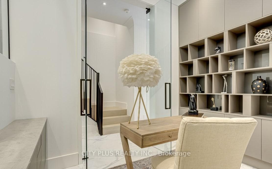 119 Glengrove Avenue photo 10