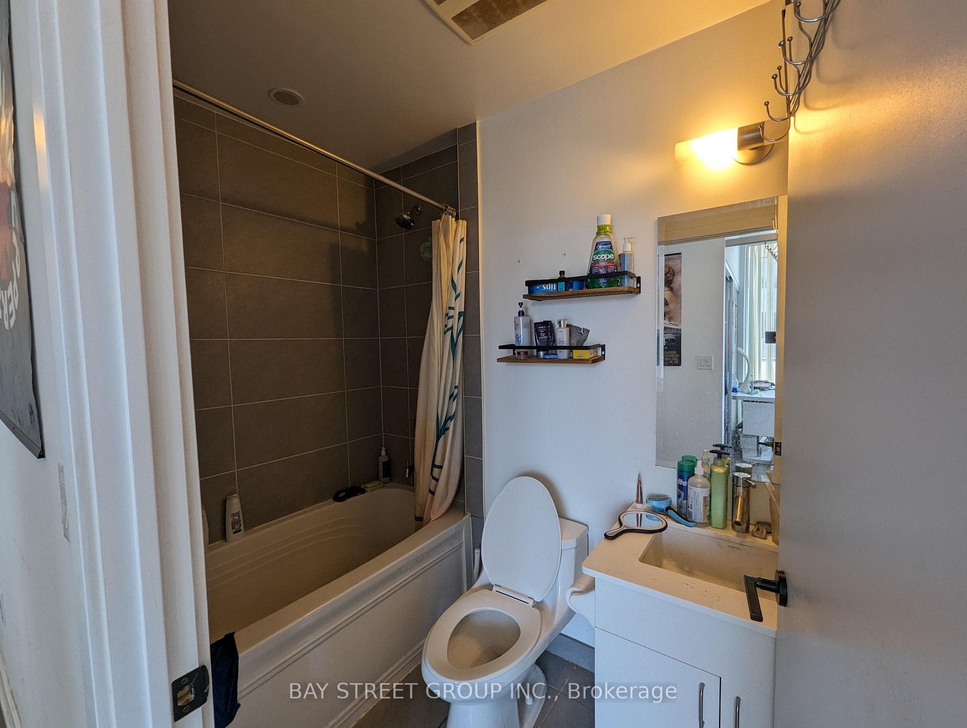 426 University Avenue Unit 2708 photo 7