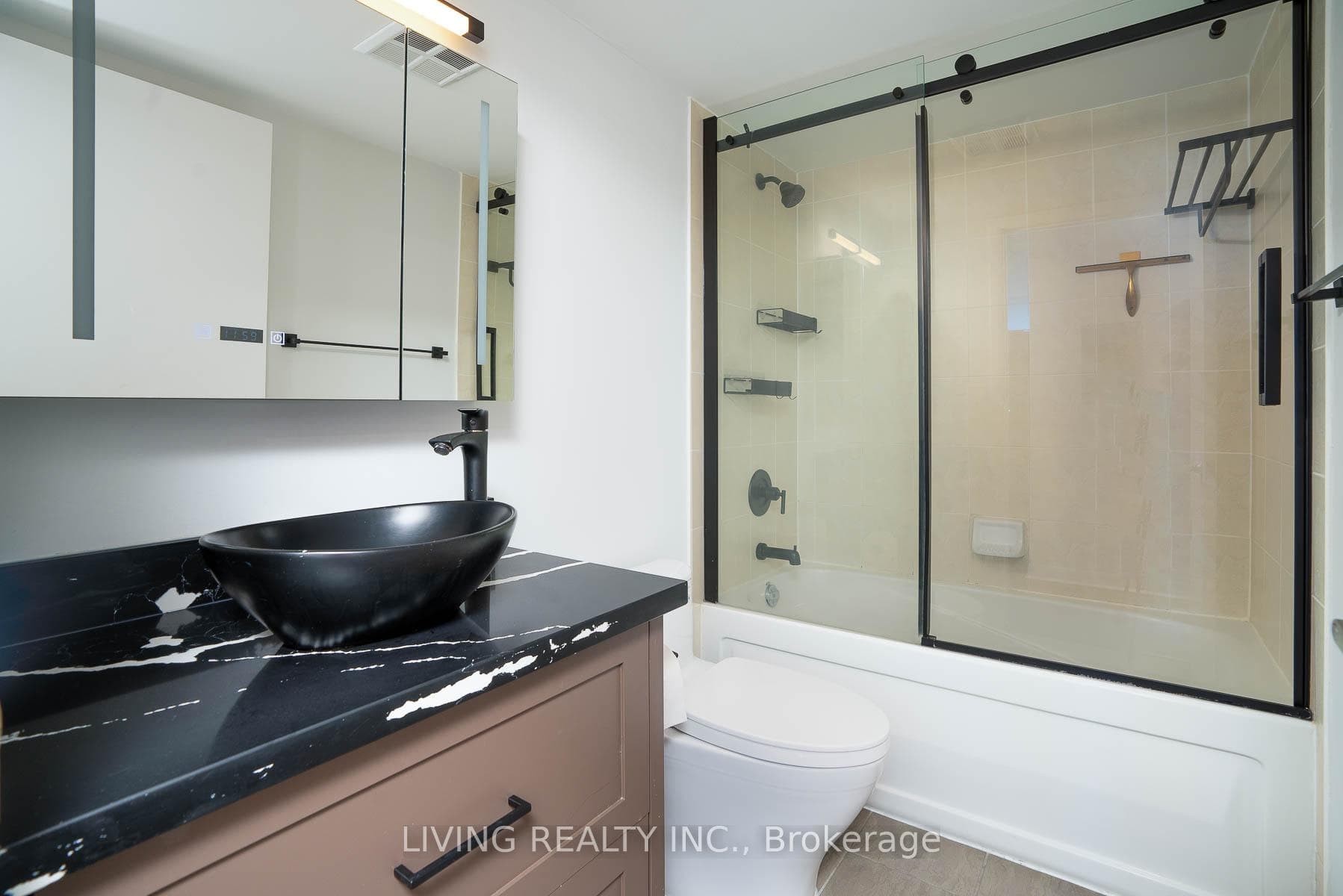 600 Fleet Street Unit 2202 photo 18