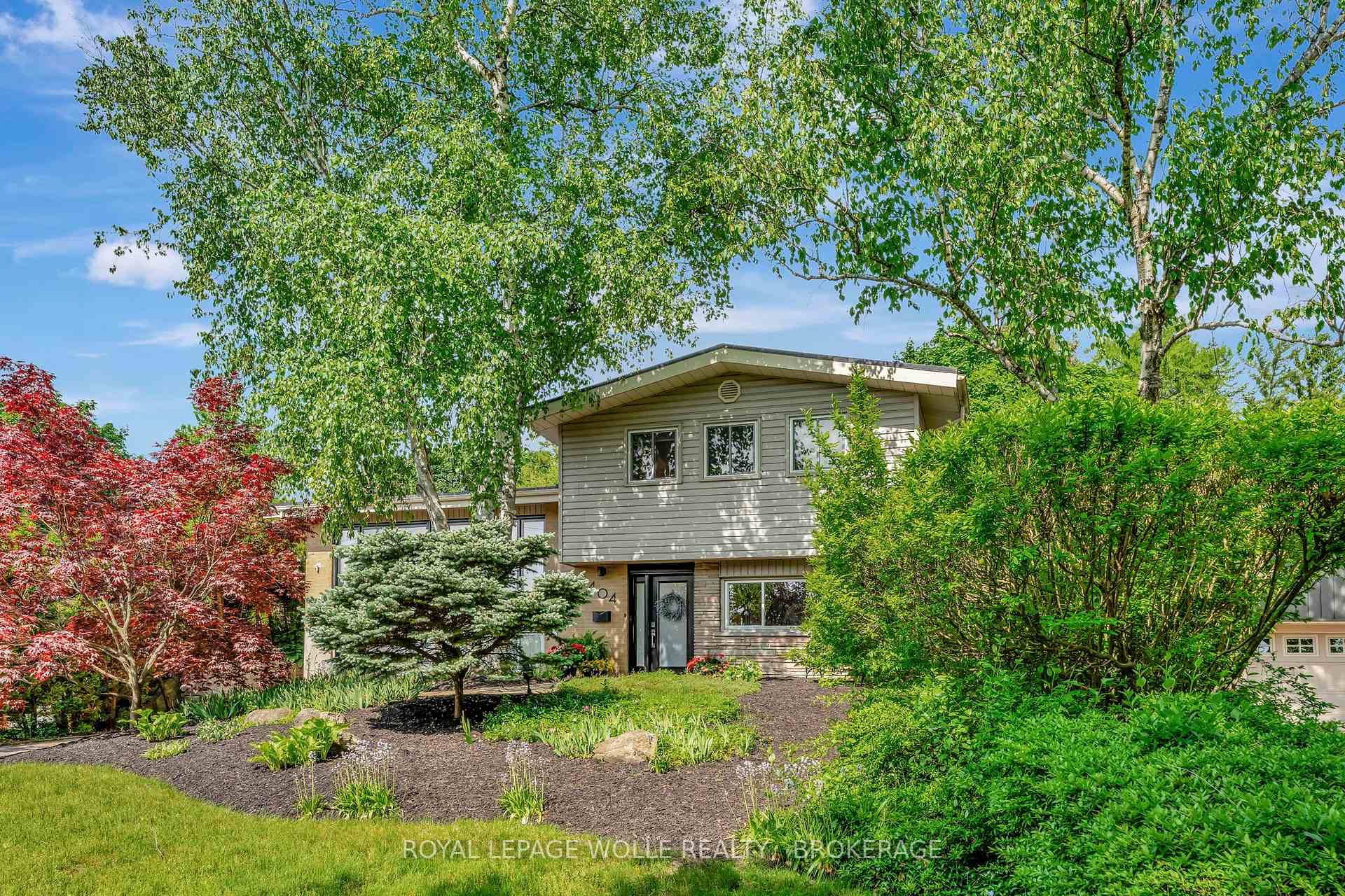 404 MANCHESTER Road photo 1