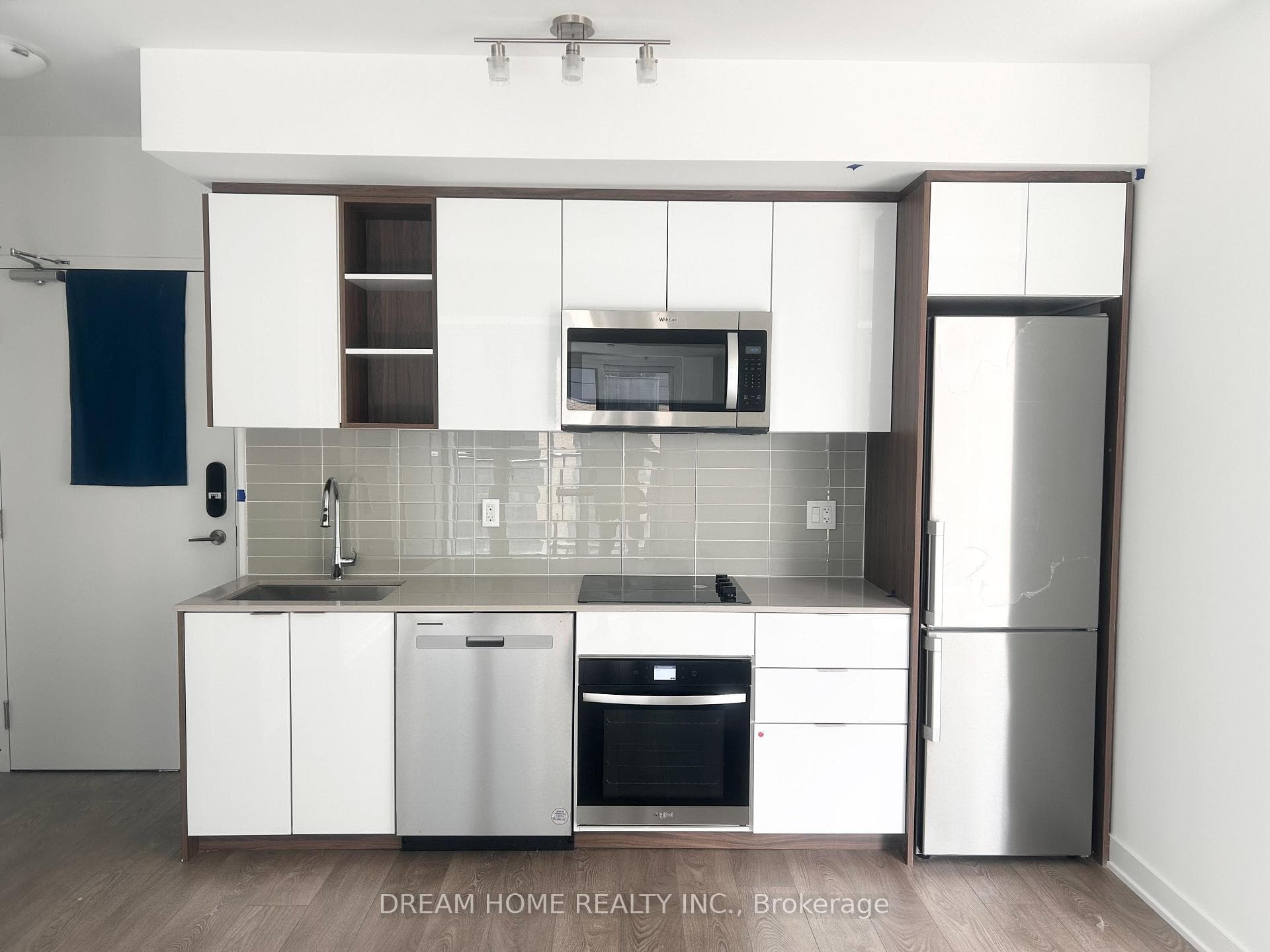 543 Richmond Street Unit 1211 photo 2