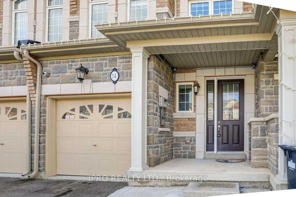 51 Ivor Crescent photo 12