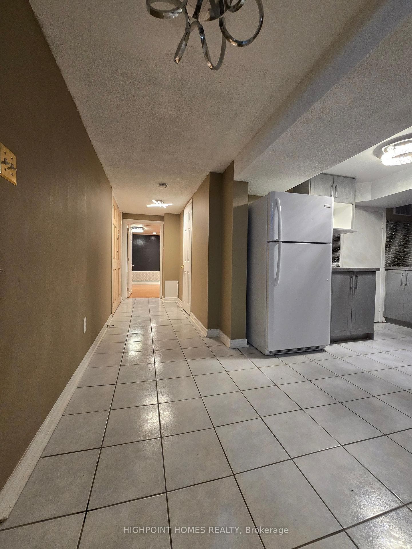 25 Chandler Drive Unit Lower photo 4