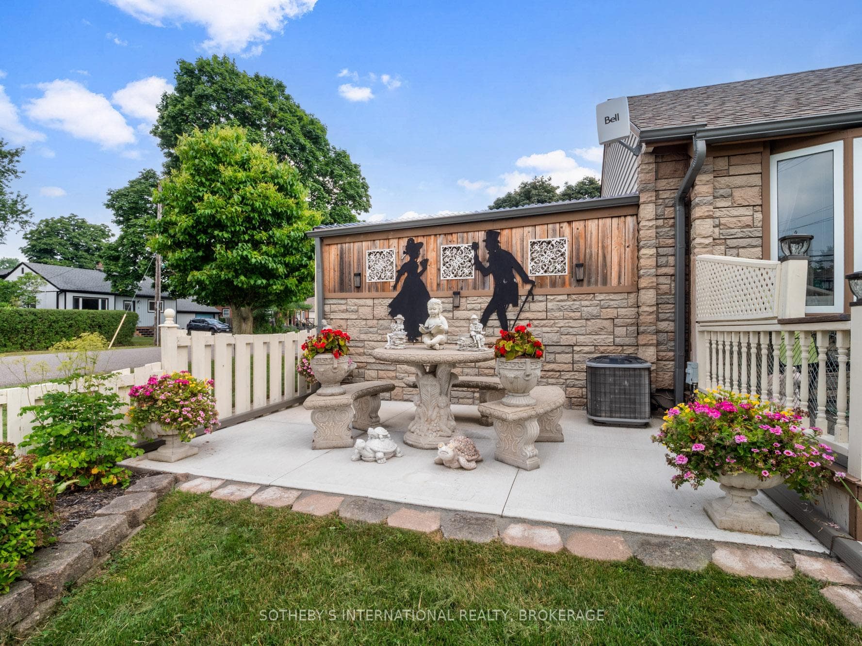 309 Linwell Road photo 5