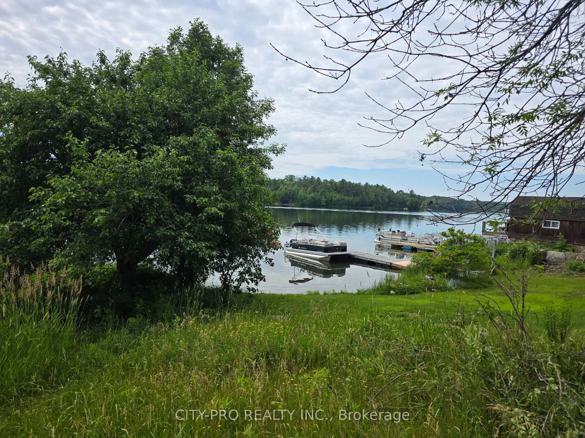1075 Sunnyside Drive photo 26