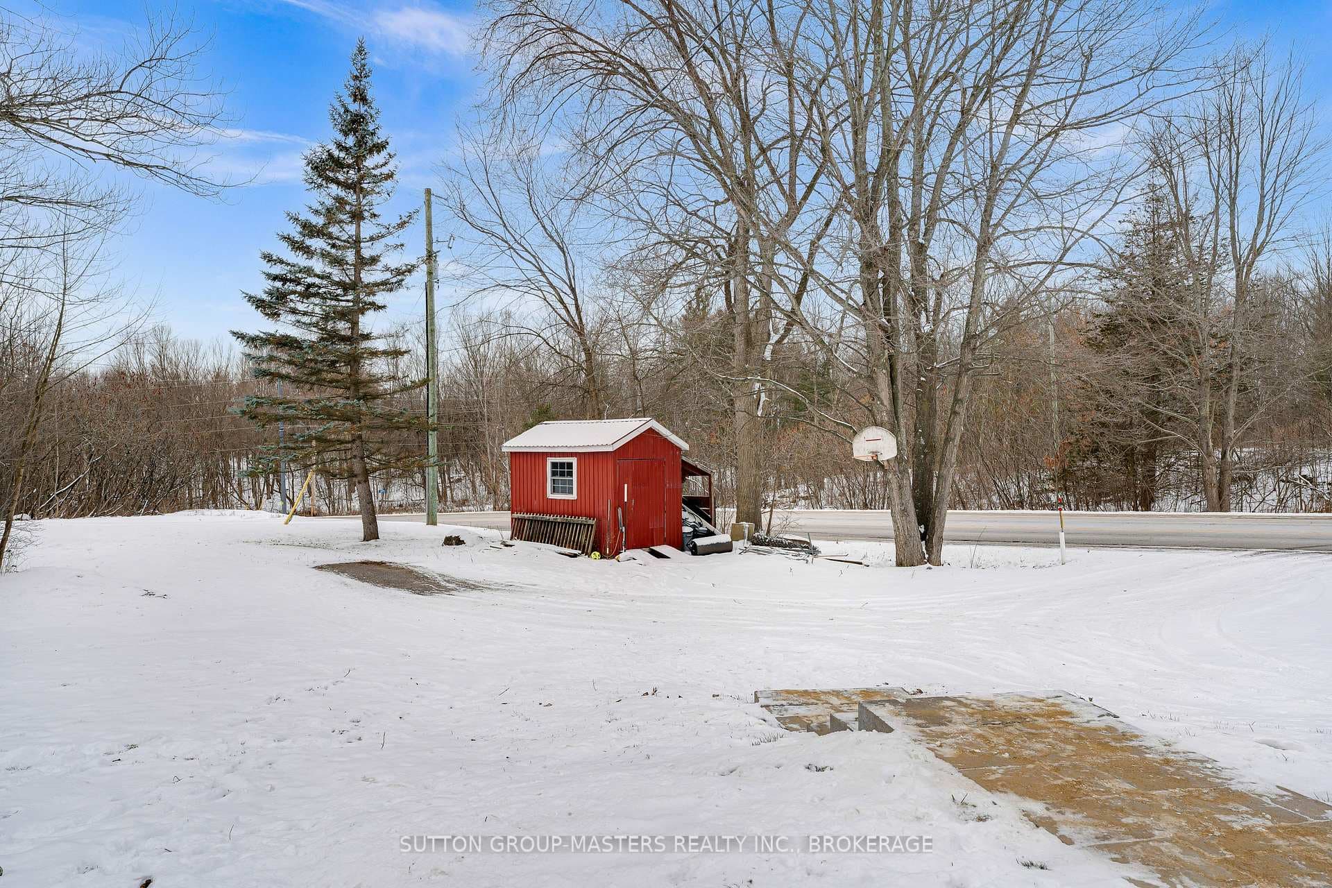 1677 County 2 Road photo 32