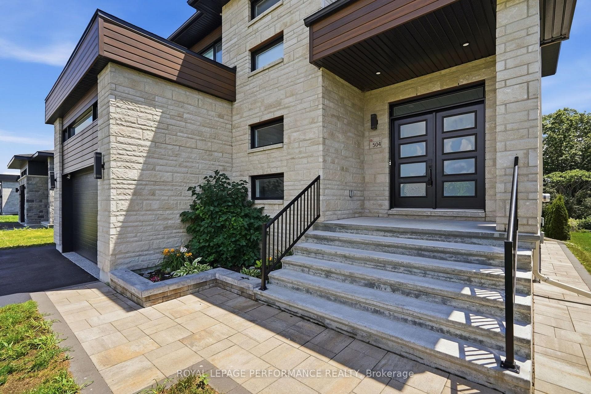 504 Barrage Street photo 35