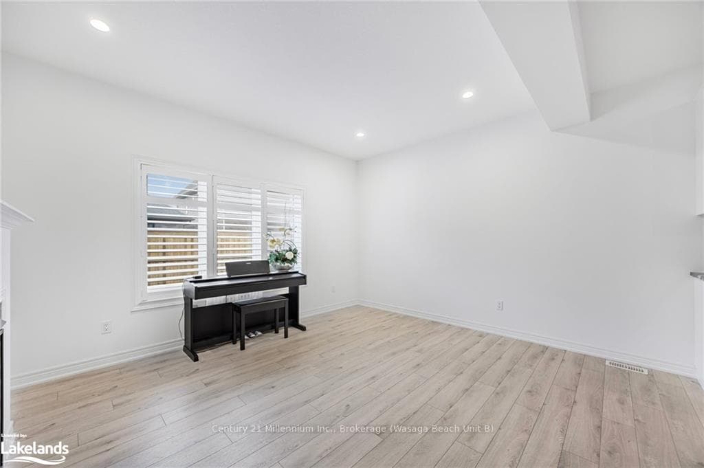 96 MCLEAN Avenue photo 22