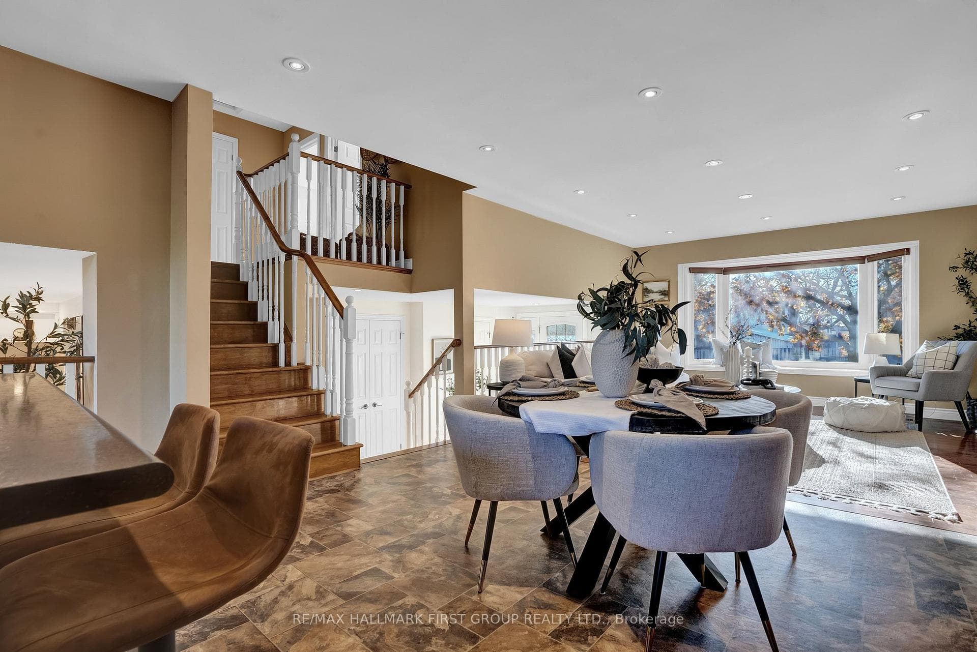 48 Spry Avenue photo 15