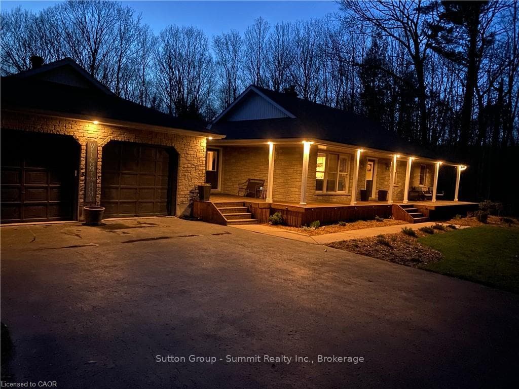 79 KINGFISHER Crescent photo 4