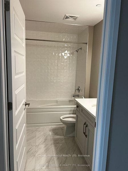 480 Gordon Krantz Avenue Unit 218 photo 6