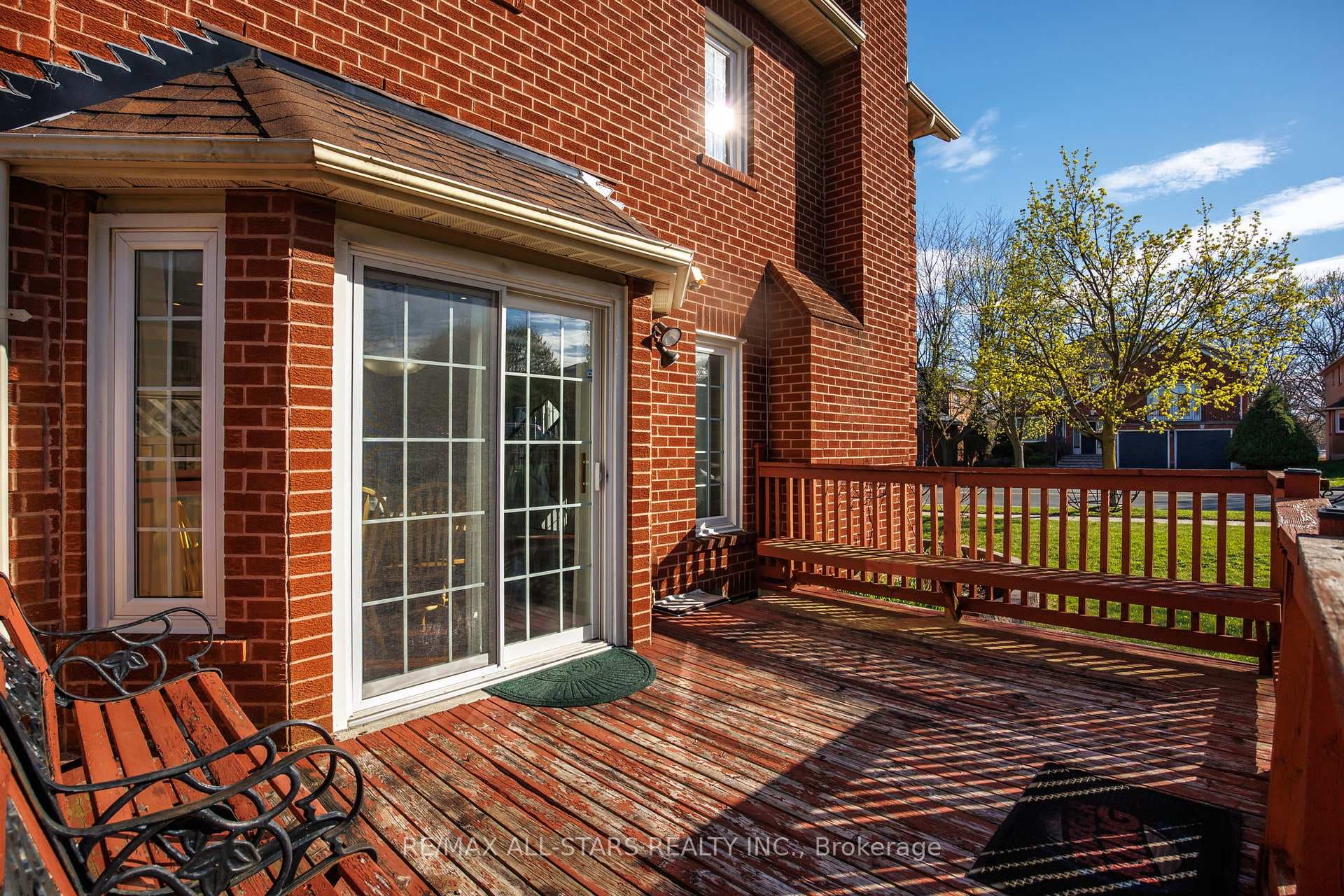 83 John Stiver Crescent photo 42