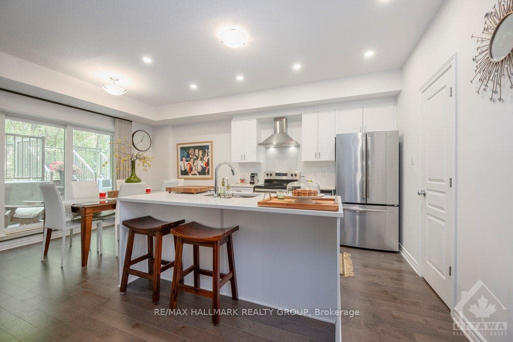 1022 BERYL Unit B photo 11