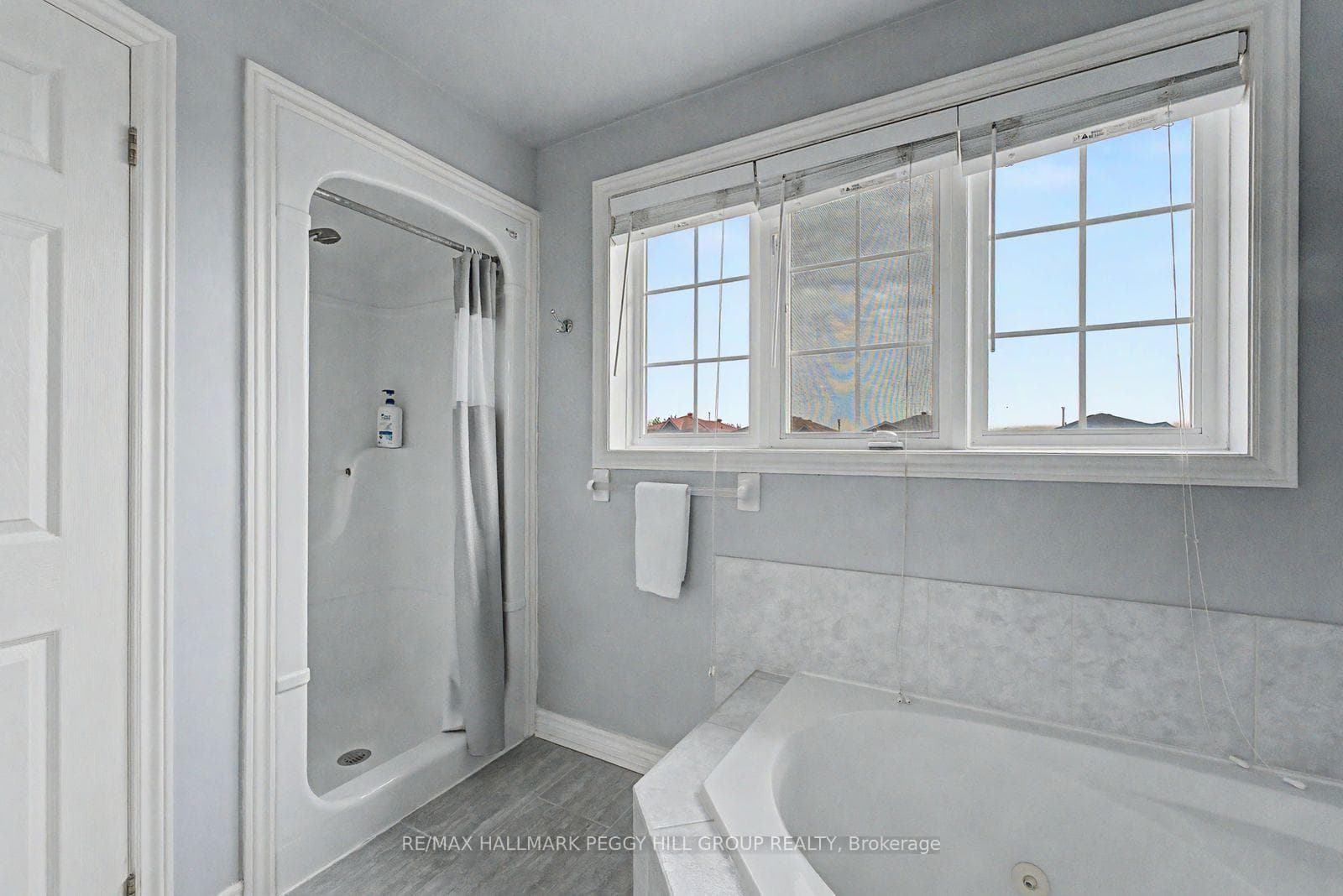 26 Kenwell Crescent photo 14