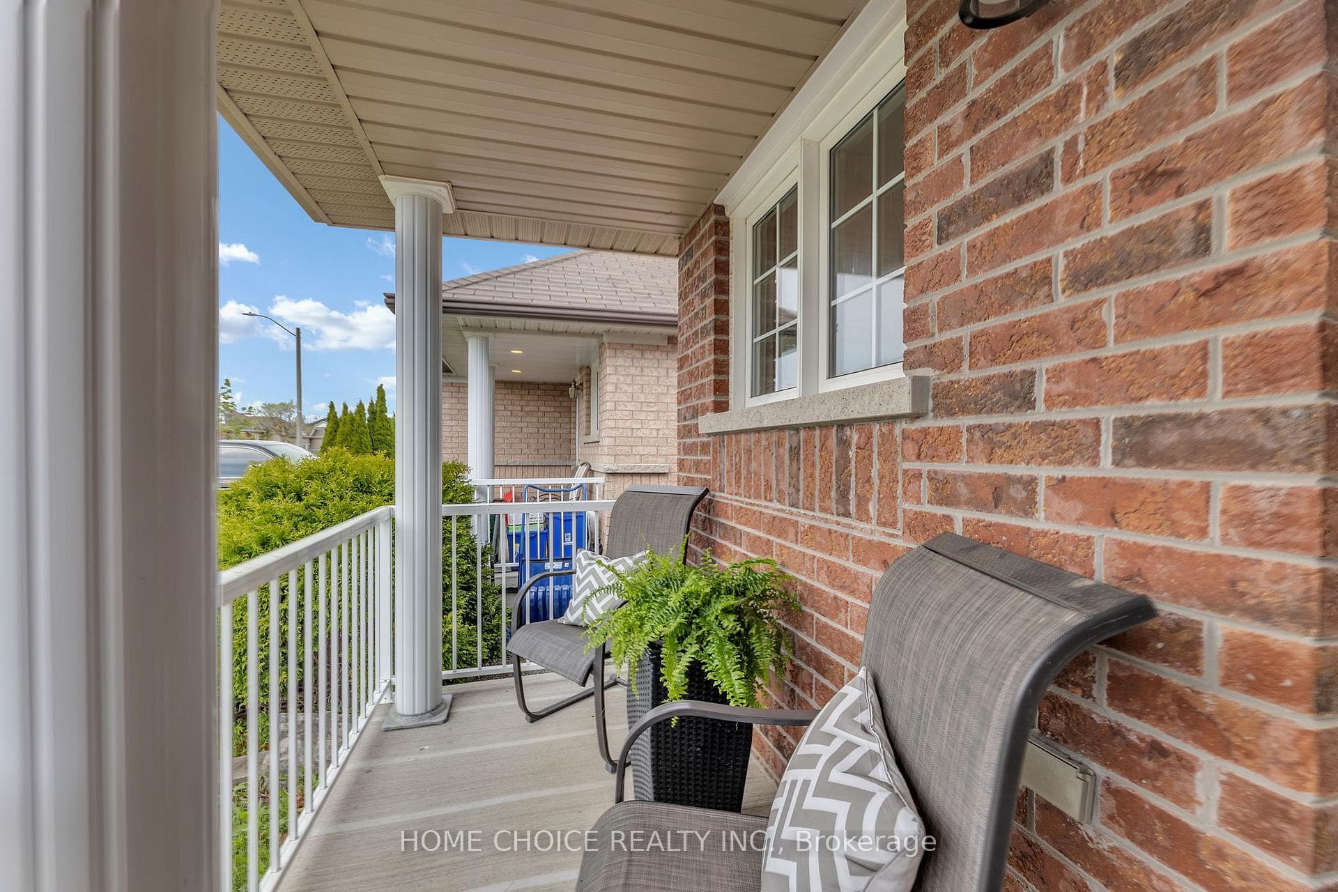 1665 Northfield Avenue photo 3