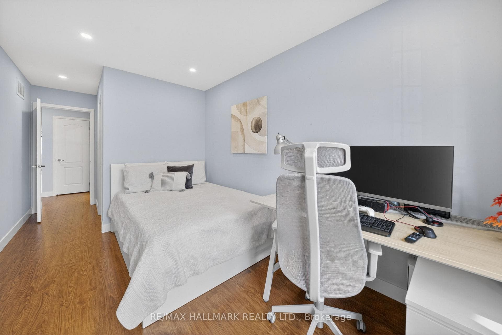64 Coranto Way photo 31