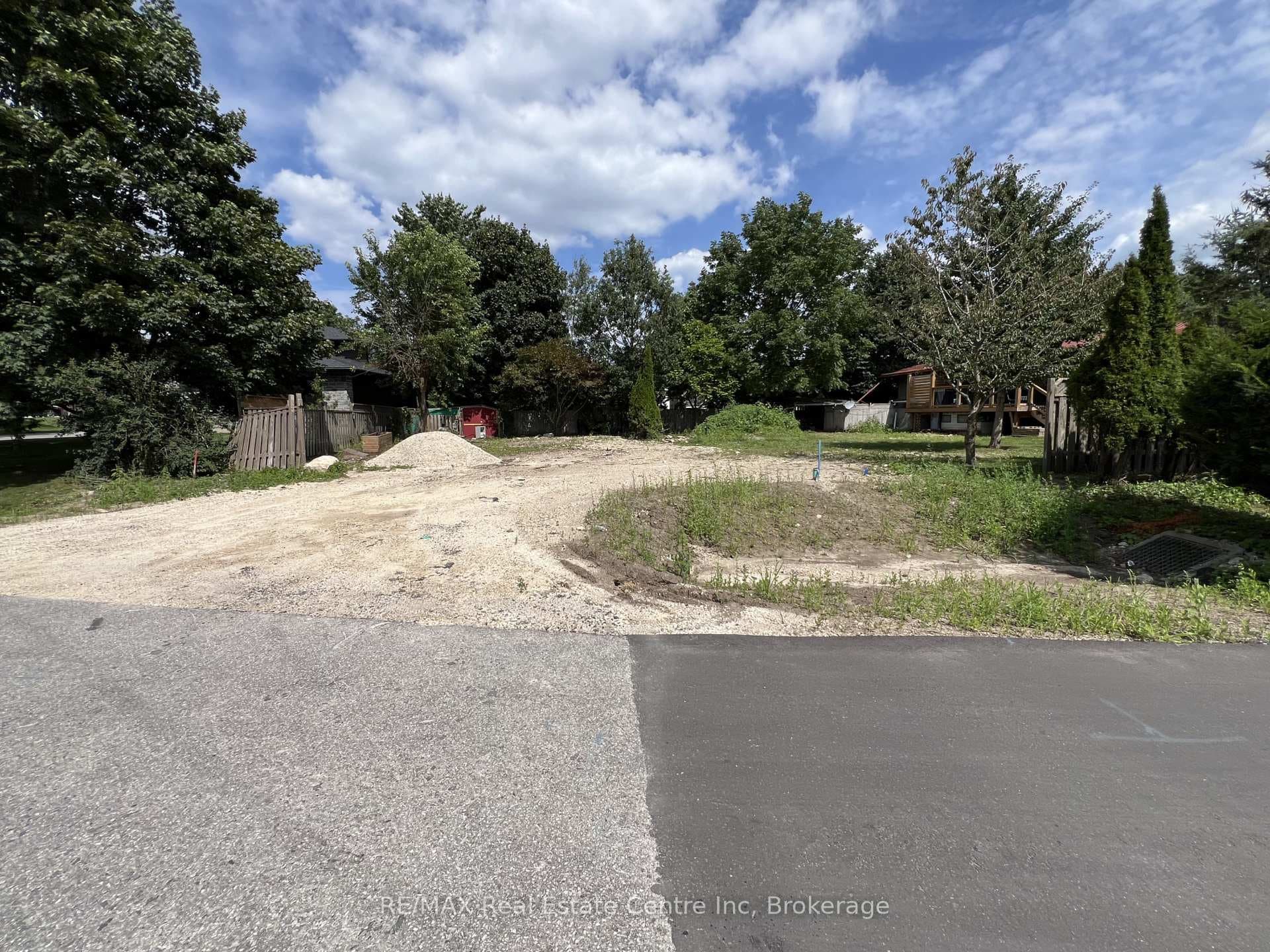 43 ridgeway Avenue photo 1