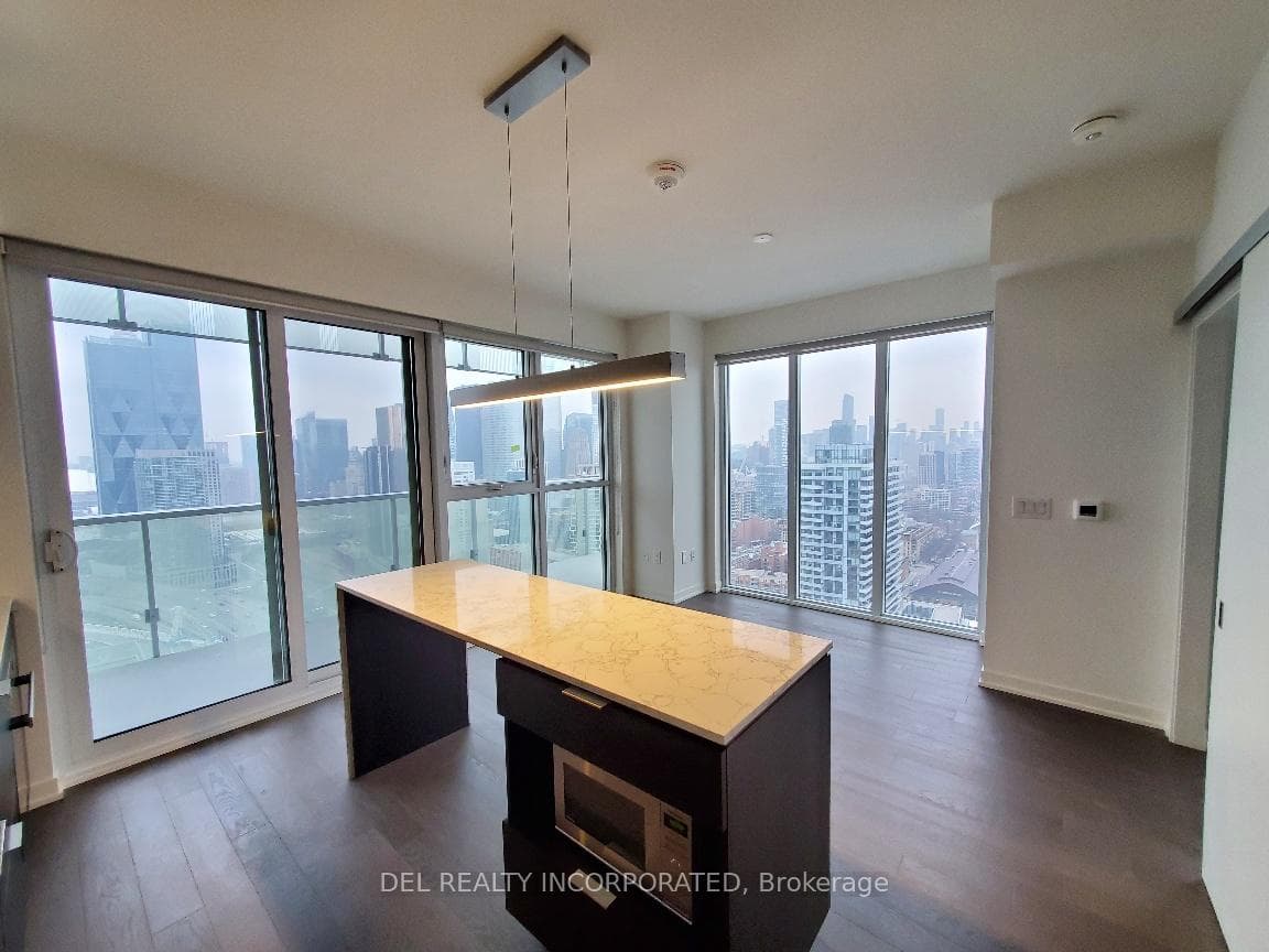 15 Lower Jarvis Street Unit 3310 photo 2