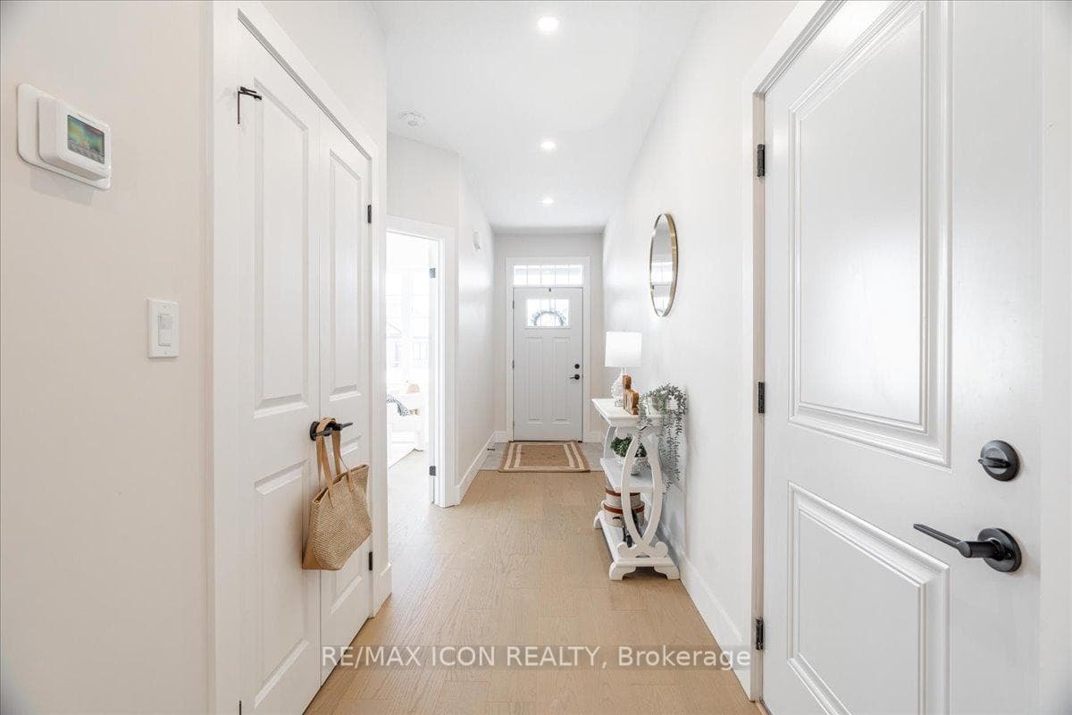 12 Washington Street Unit 204 photo 4