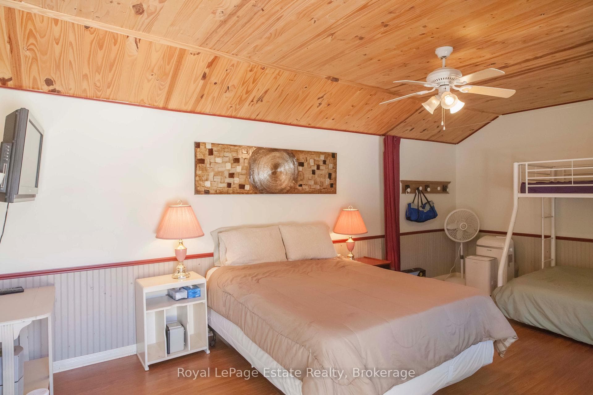 Inside the Bunkie