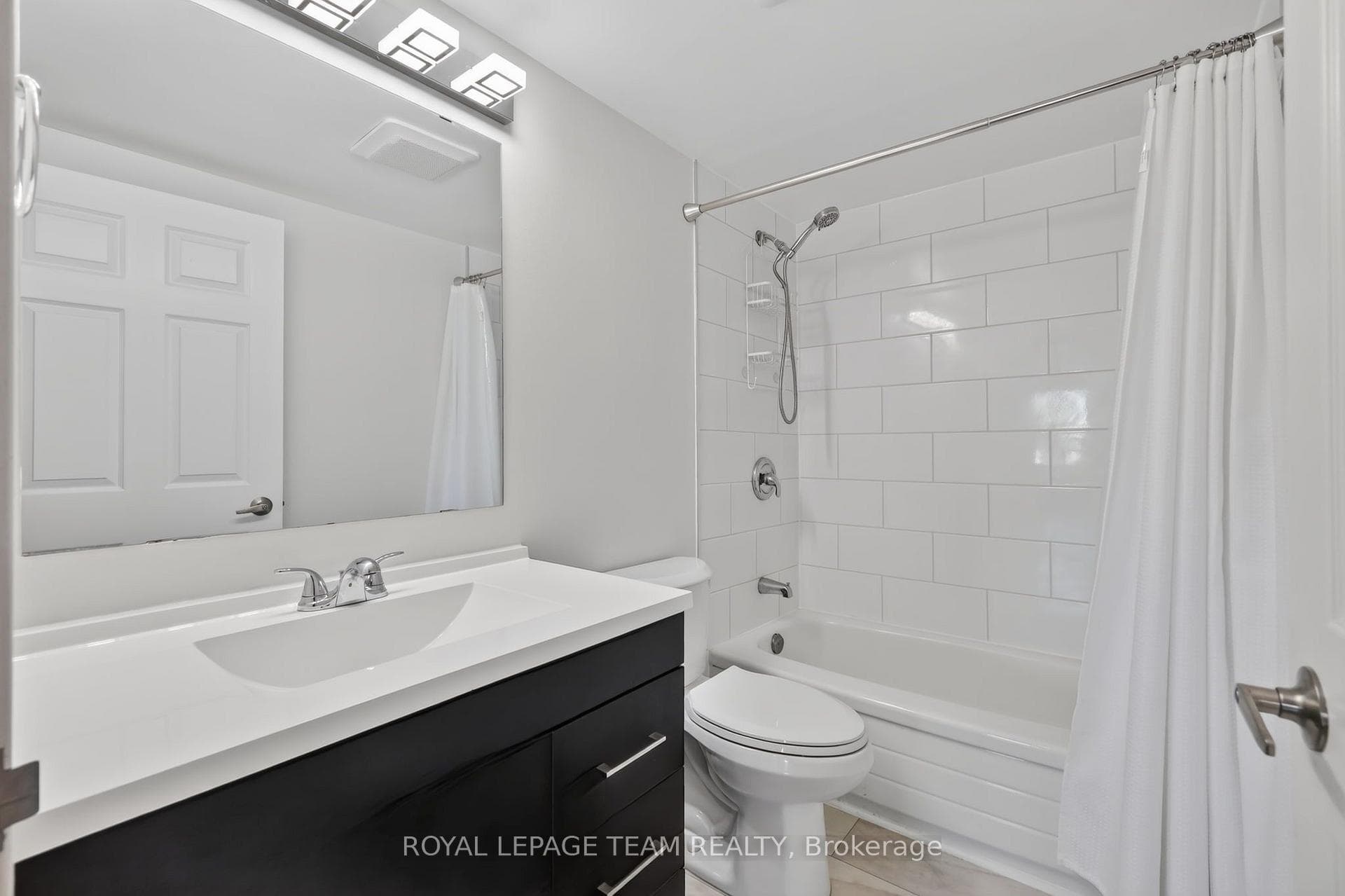 215 Parkdale Avenue Unit 601 photo 23