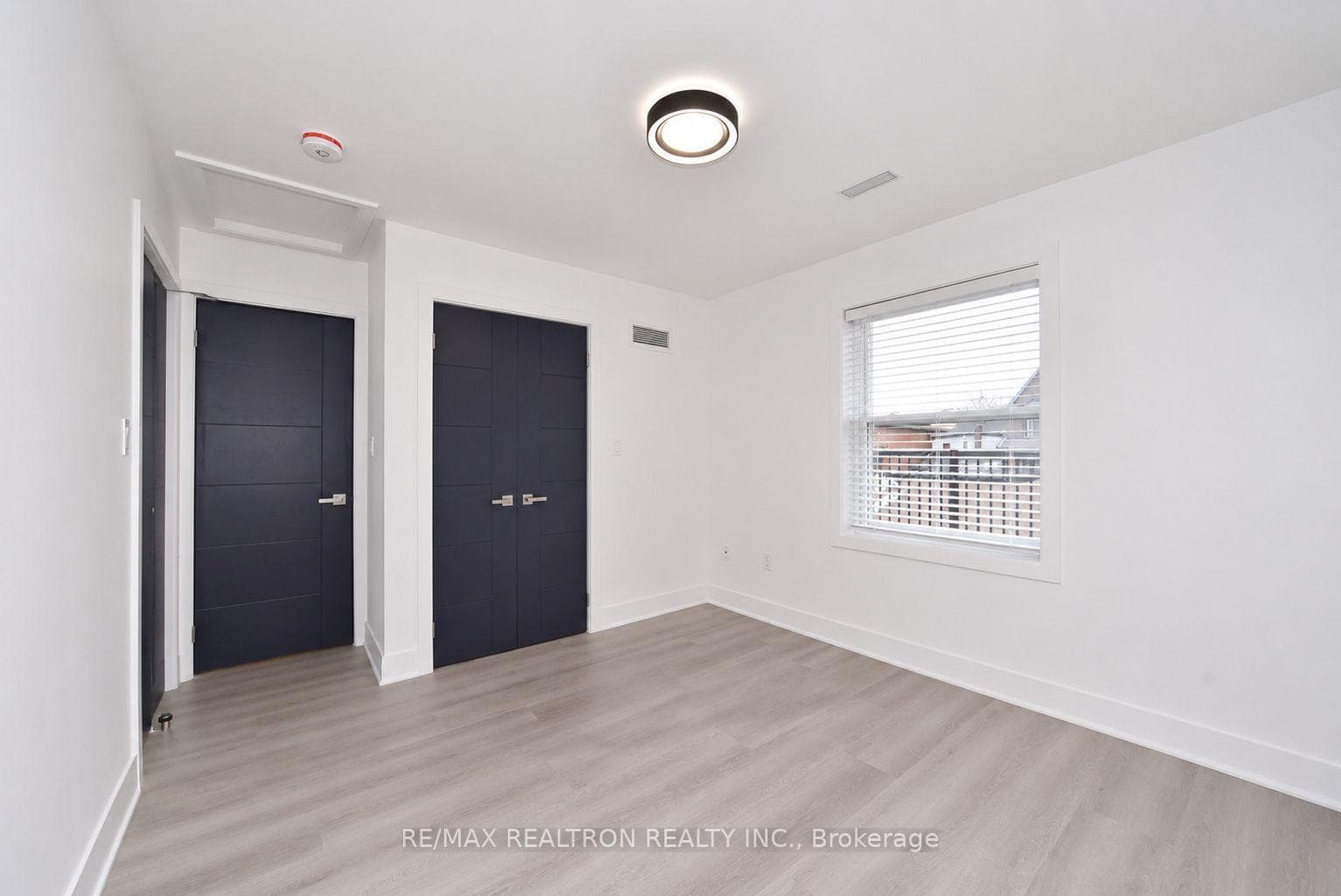 230 Boon Avenue Unit 5 photo 19