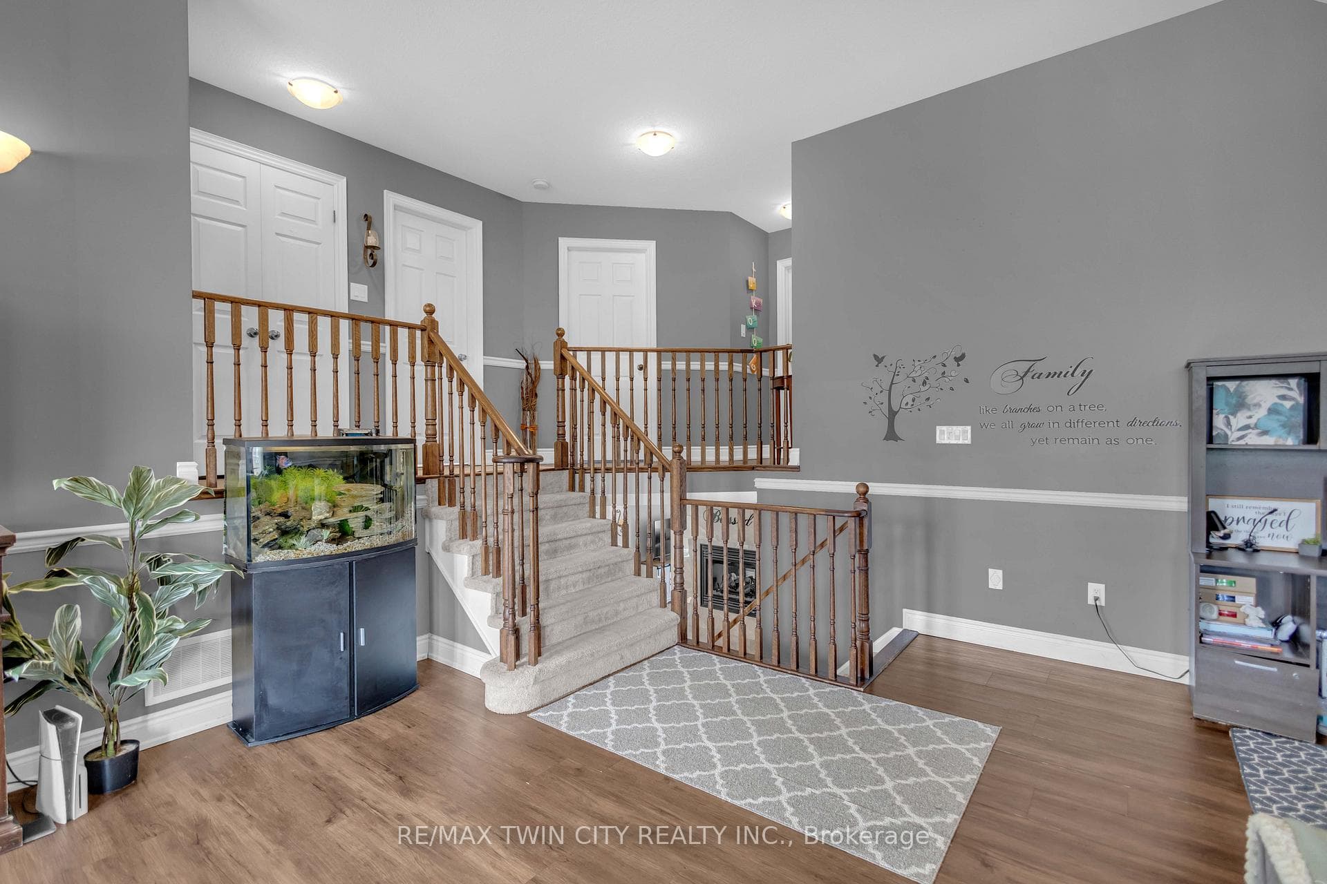 50 Bisset Avenue photo 21