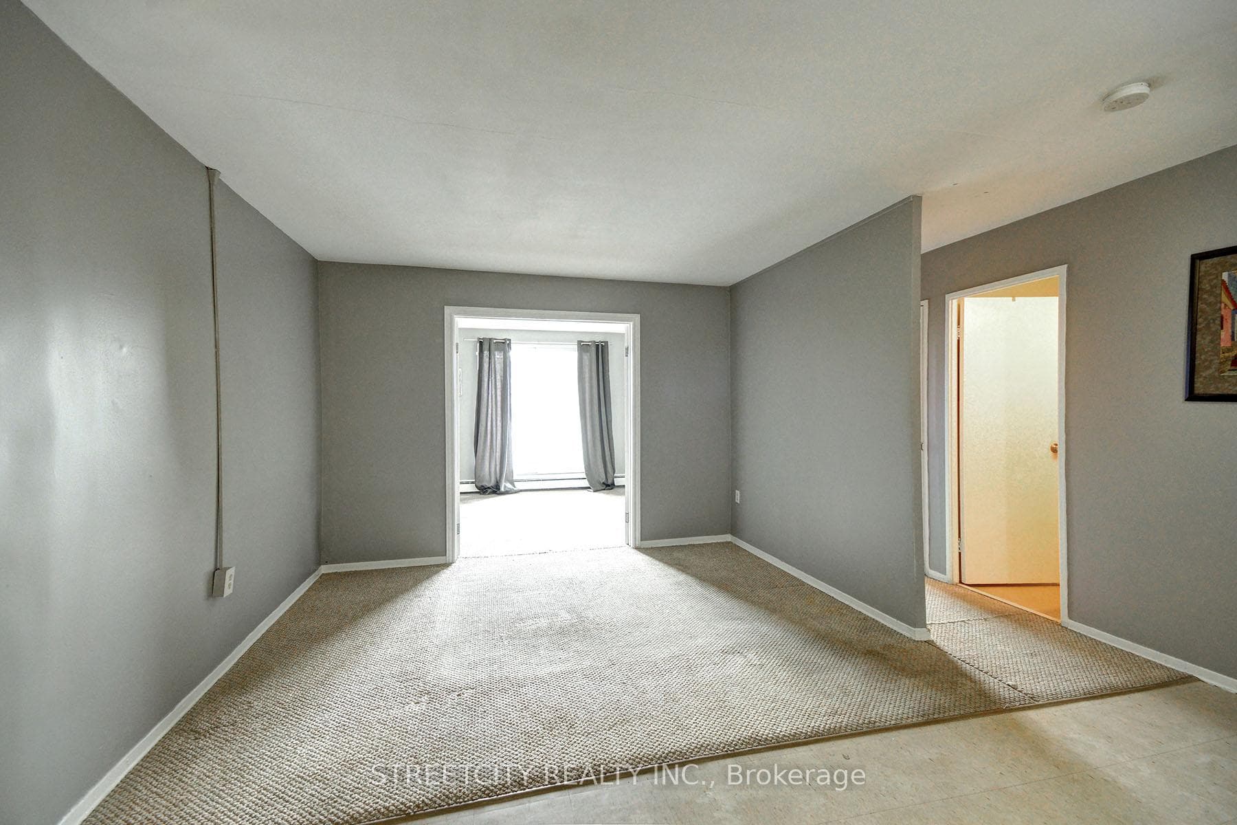 583 Mornington Avenue Unit 603 photo 2