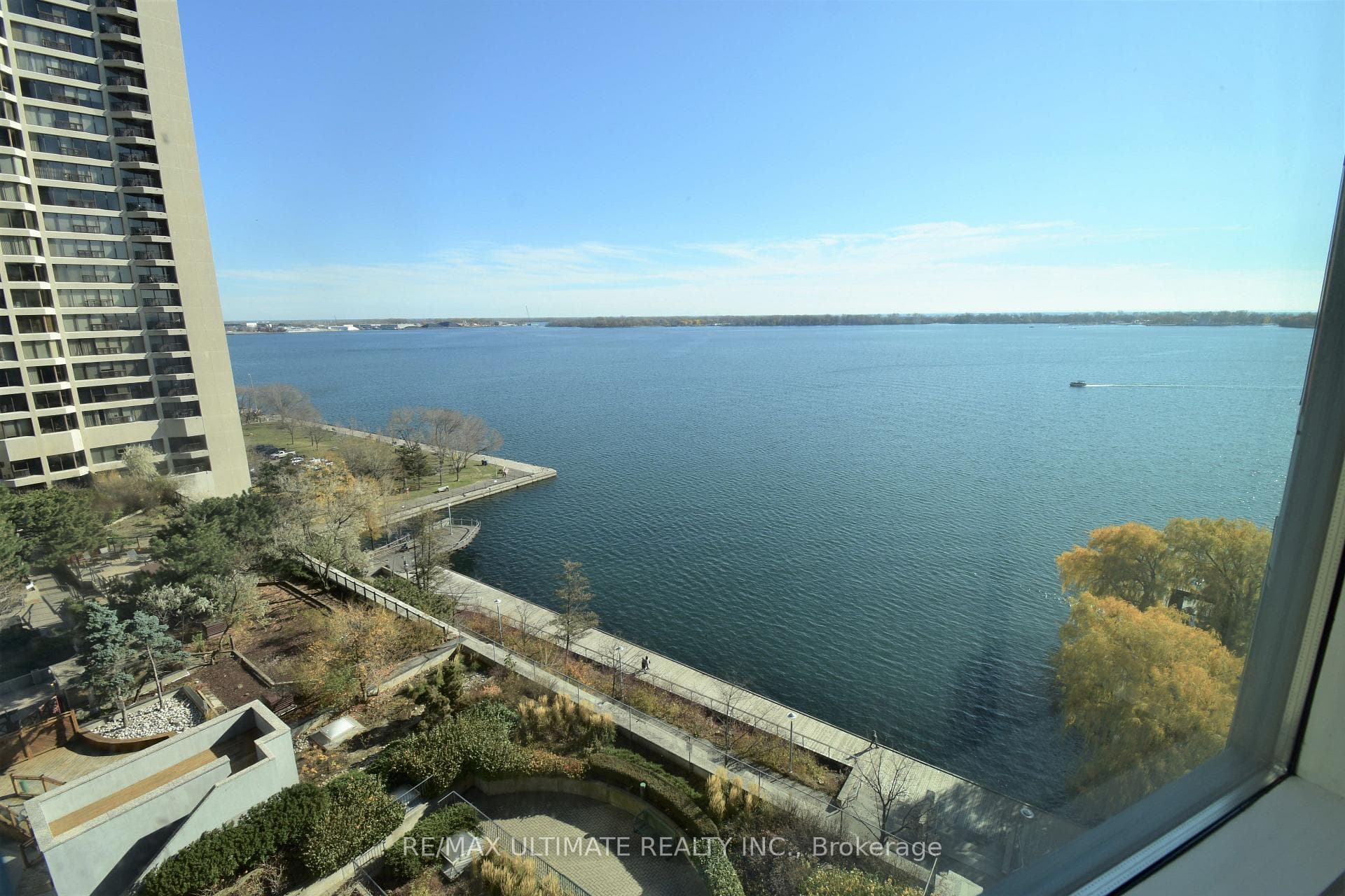 99 Harbour Square Unit 1503 photo 1