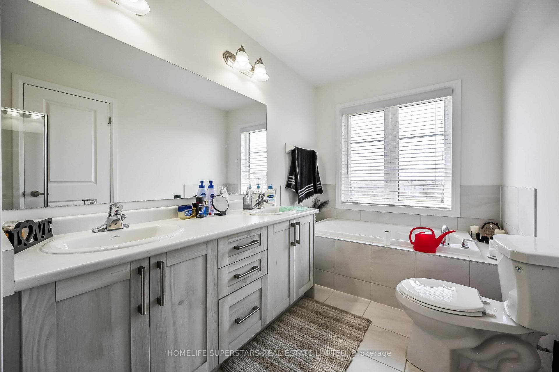 91 Yale Drive photo 18
