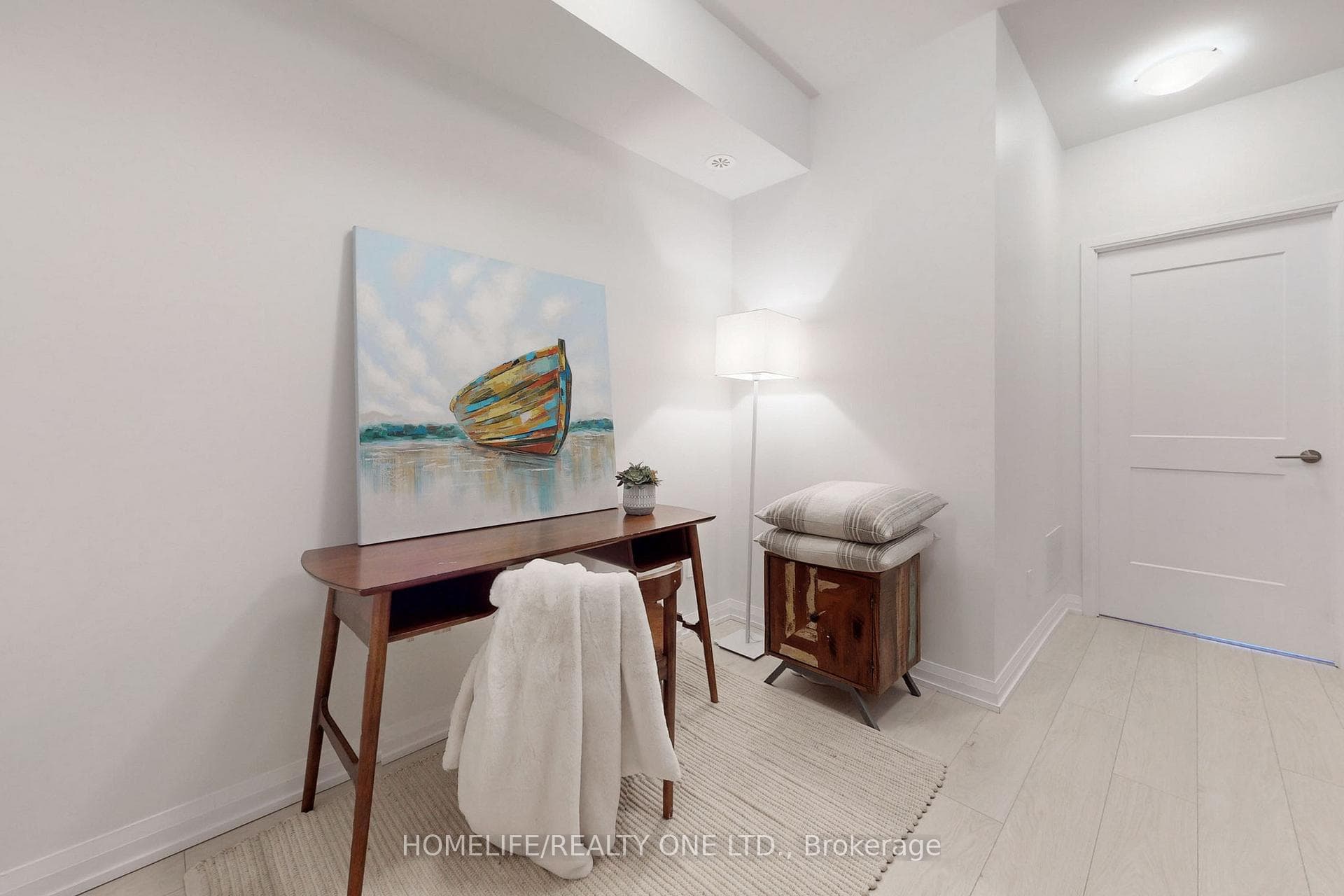 1050 Portage Parkway Unit TH#31 photo 22