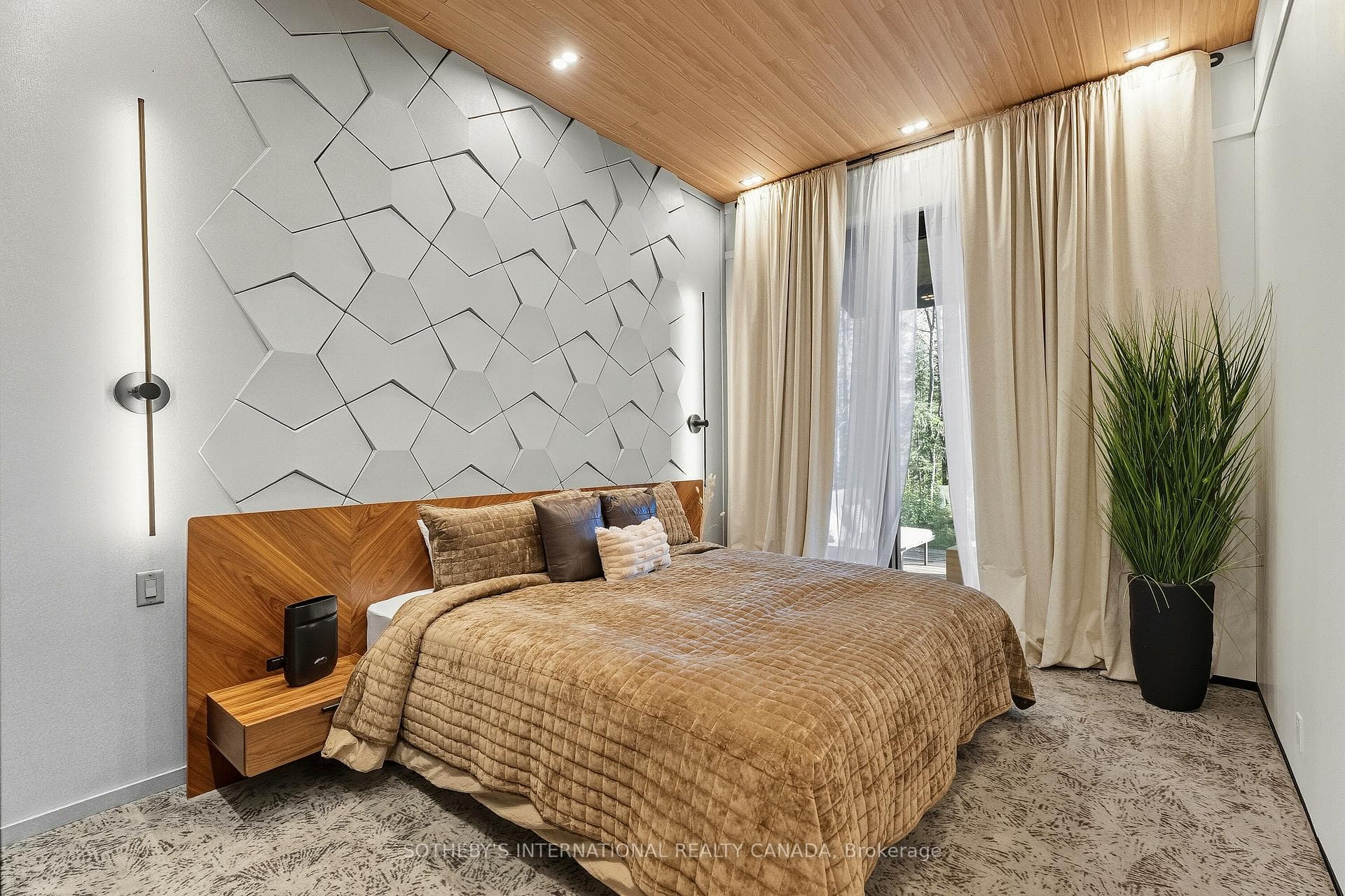 King Bedroom