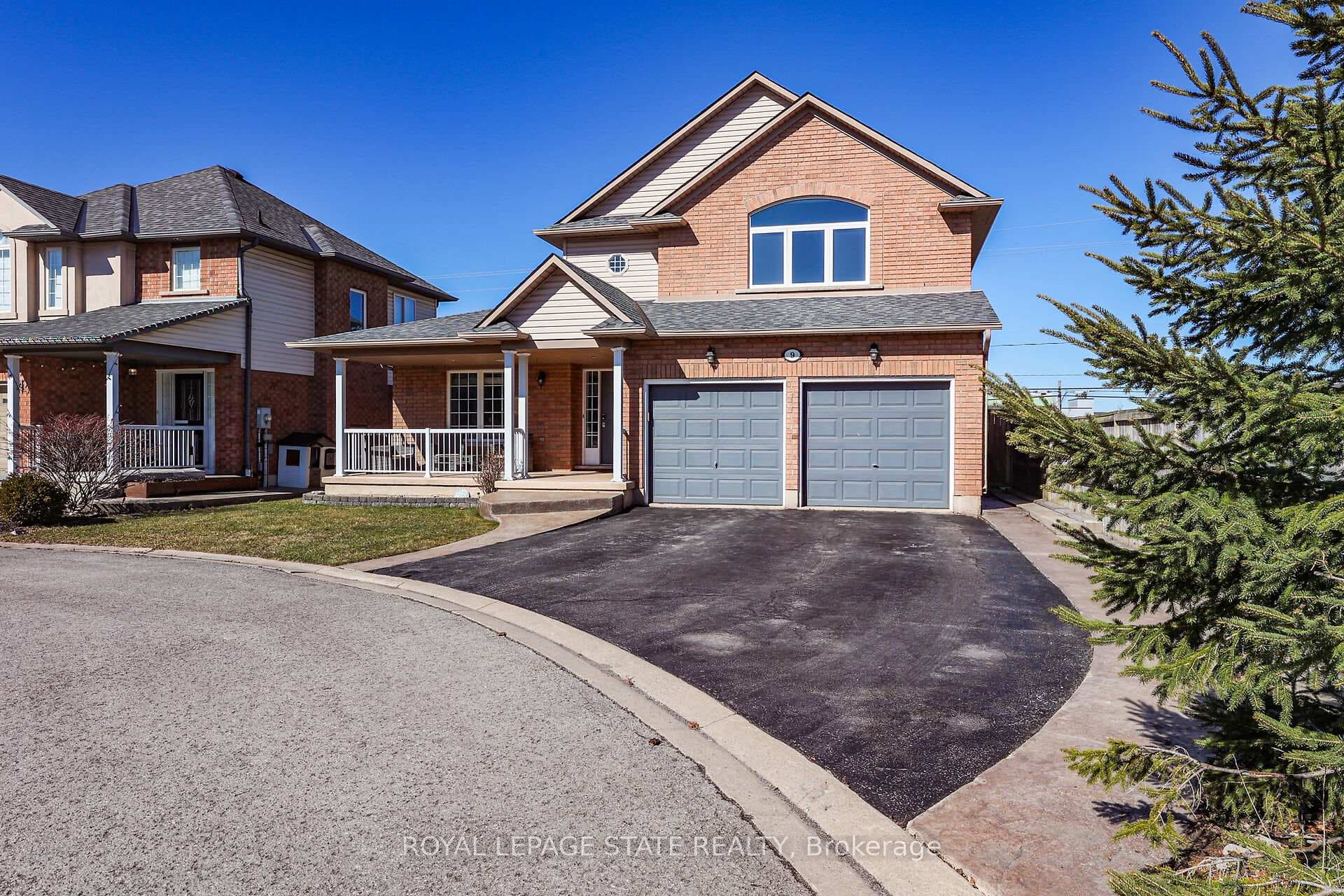 9 Vidal Court photo 1
