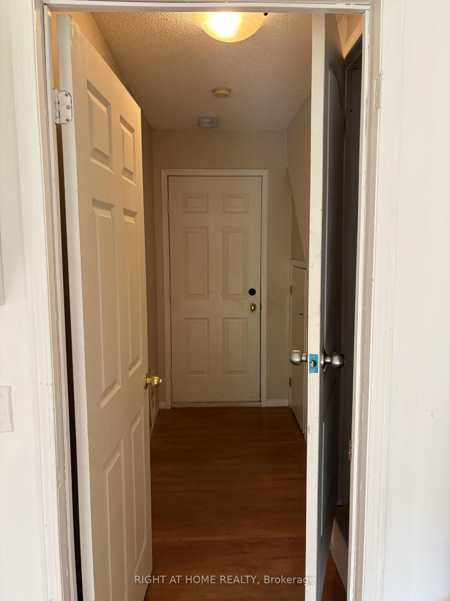 5030 Heatherleigh Avenue Unit 127 photo 15