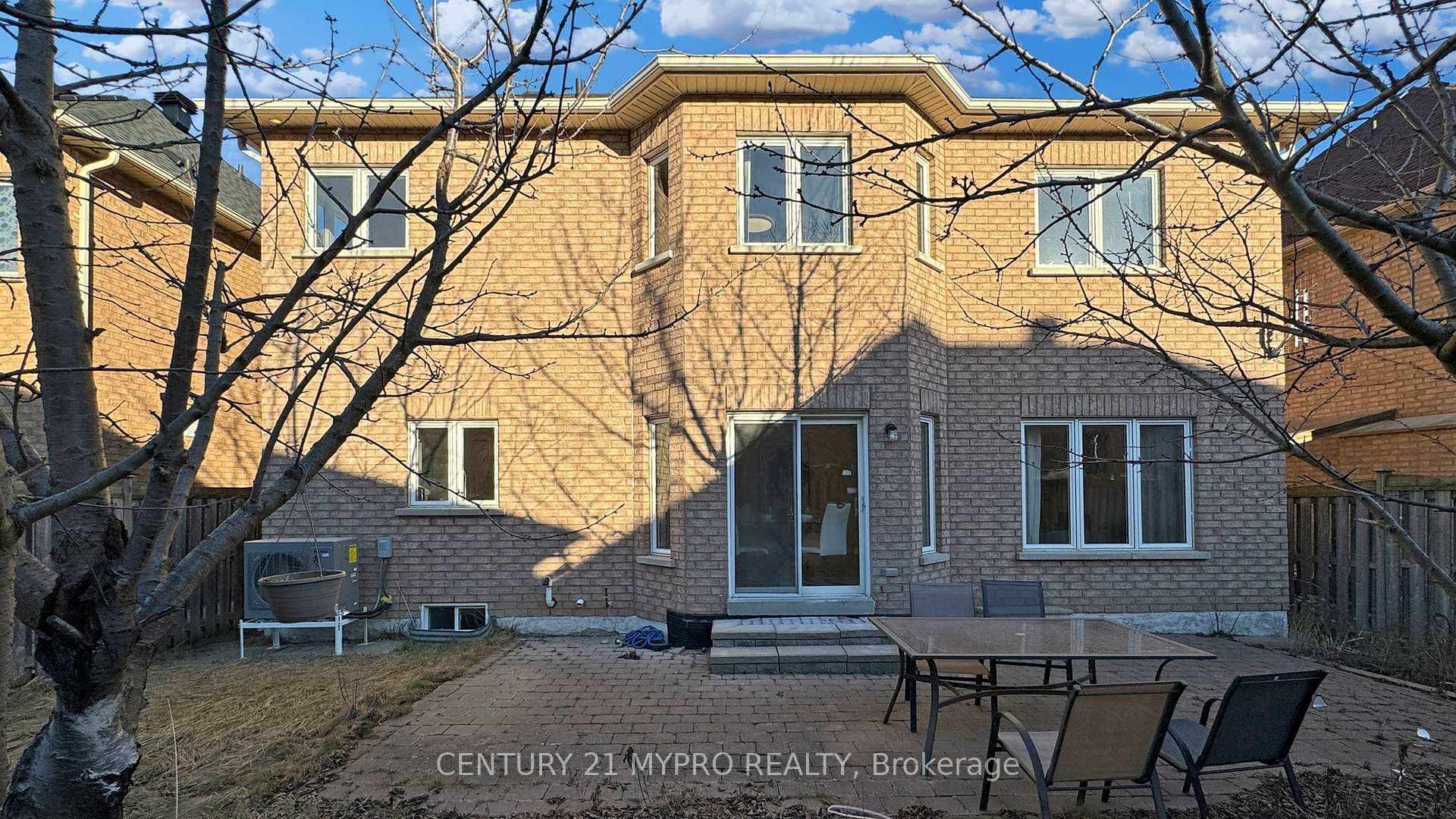 34 Ayhart Street photo 27