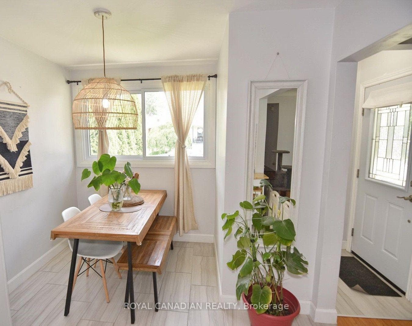 1635 Elsmere Avenue photo 4