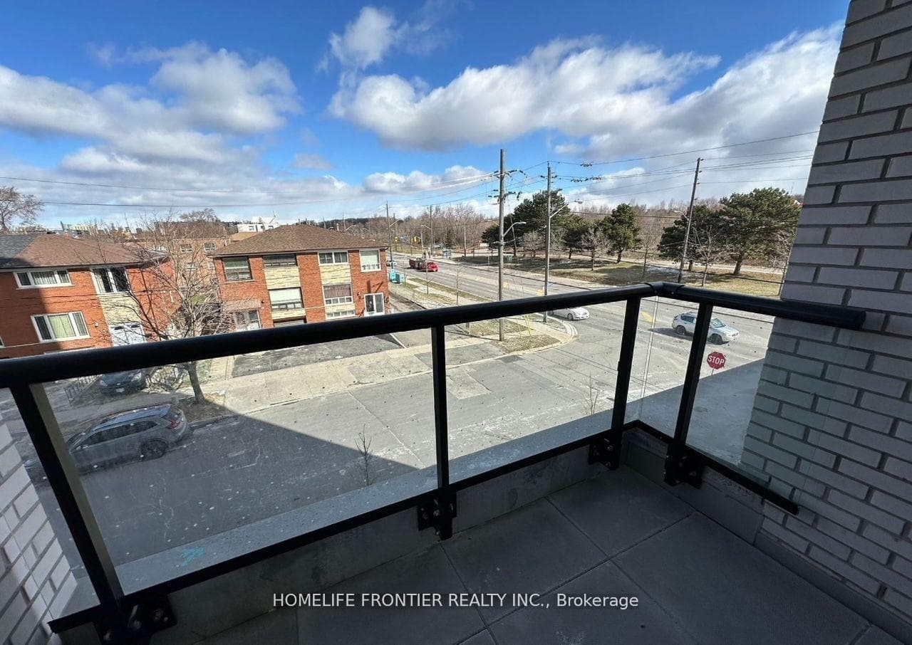 3100 Keele Street Unit 318 photo 8
