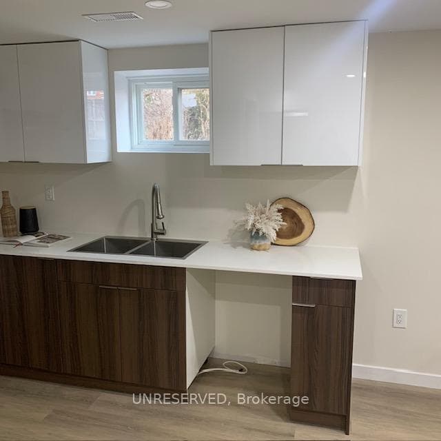 23 Sunfield Road photo 30